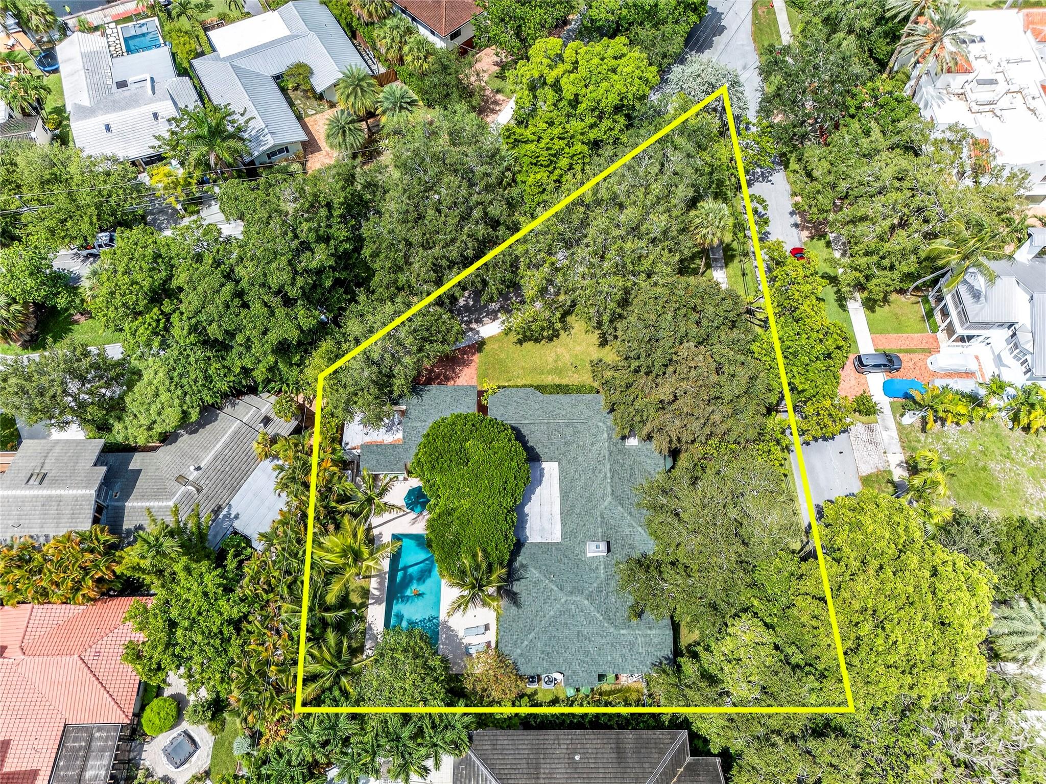 1017 SE 13th Ter Fort Lauderdale, FL 33316