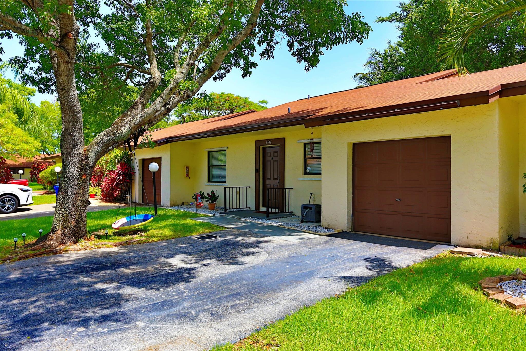 6616 N Parkway Dr #6616