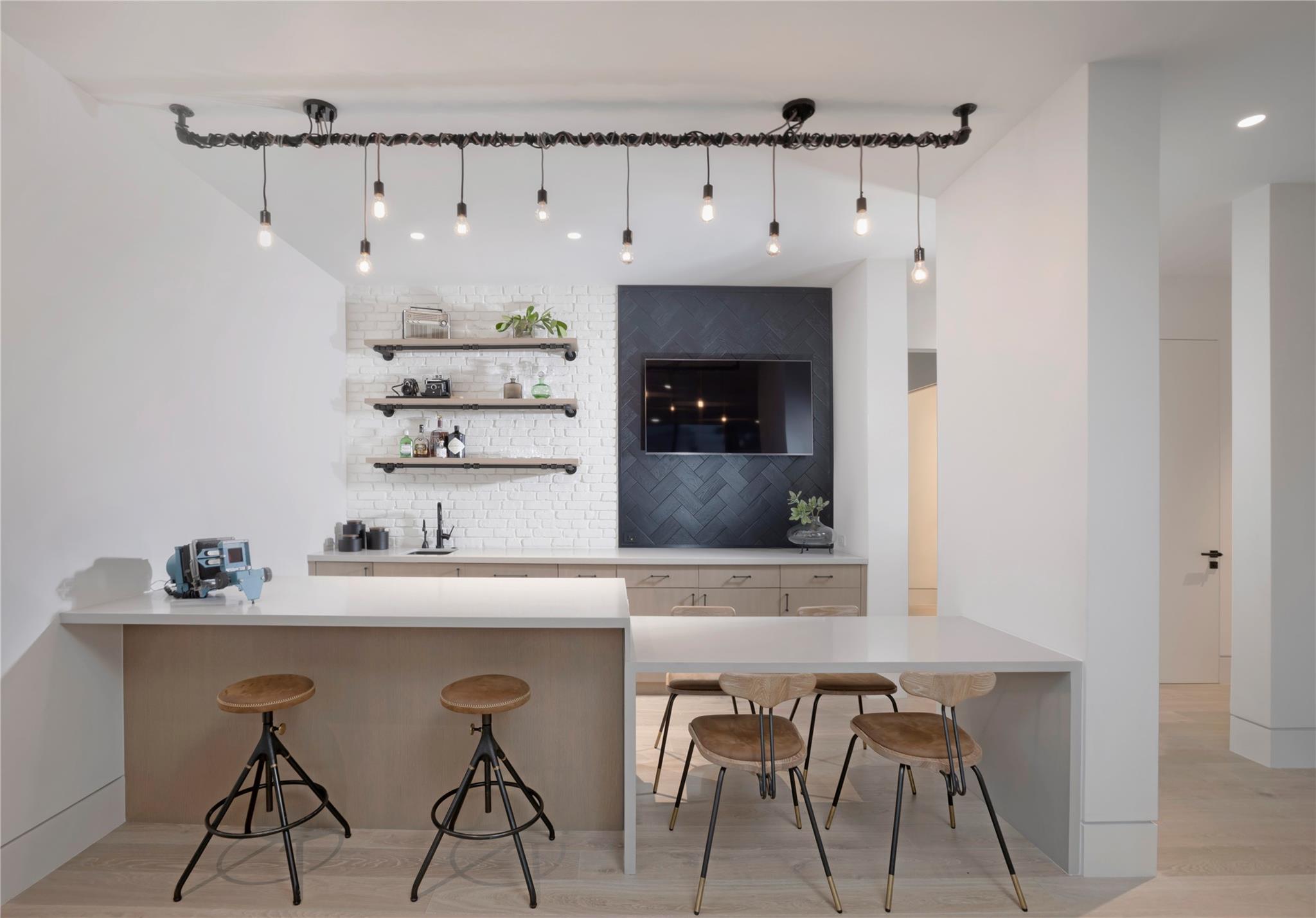 516 Mola Ave Fort Lauderdale, FL 33301