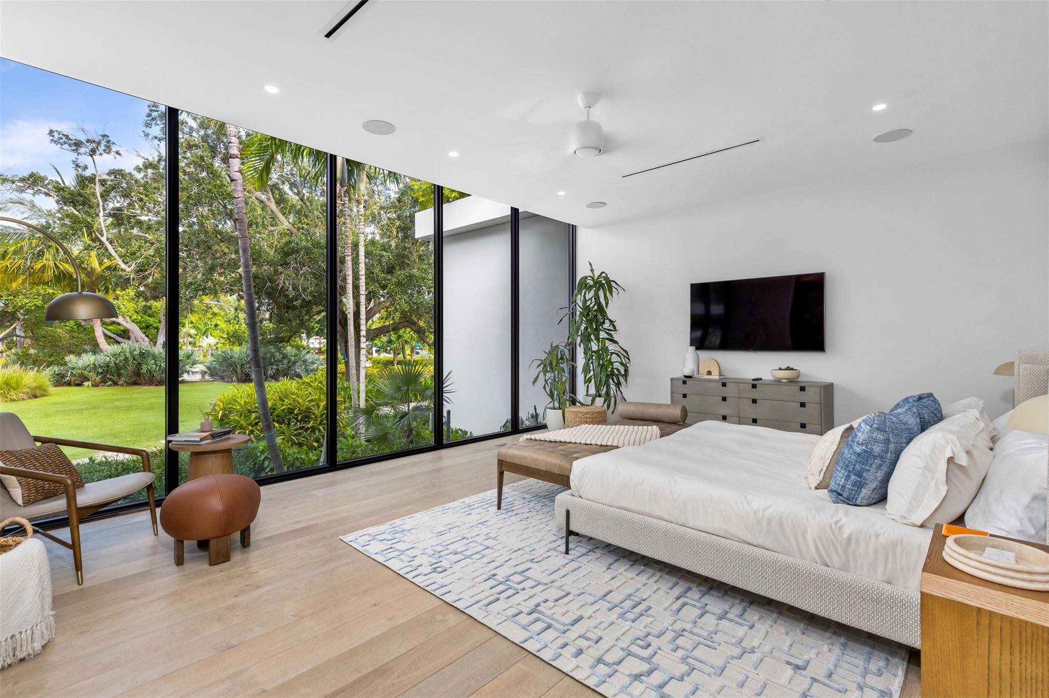 516 Mola Ave Fort Lauderdale, FL 33301