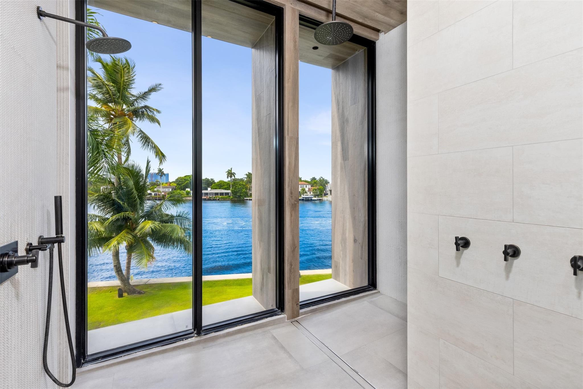 516 Mola Ave Fort Lauderdale, FL 33301