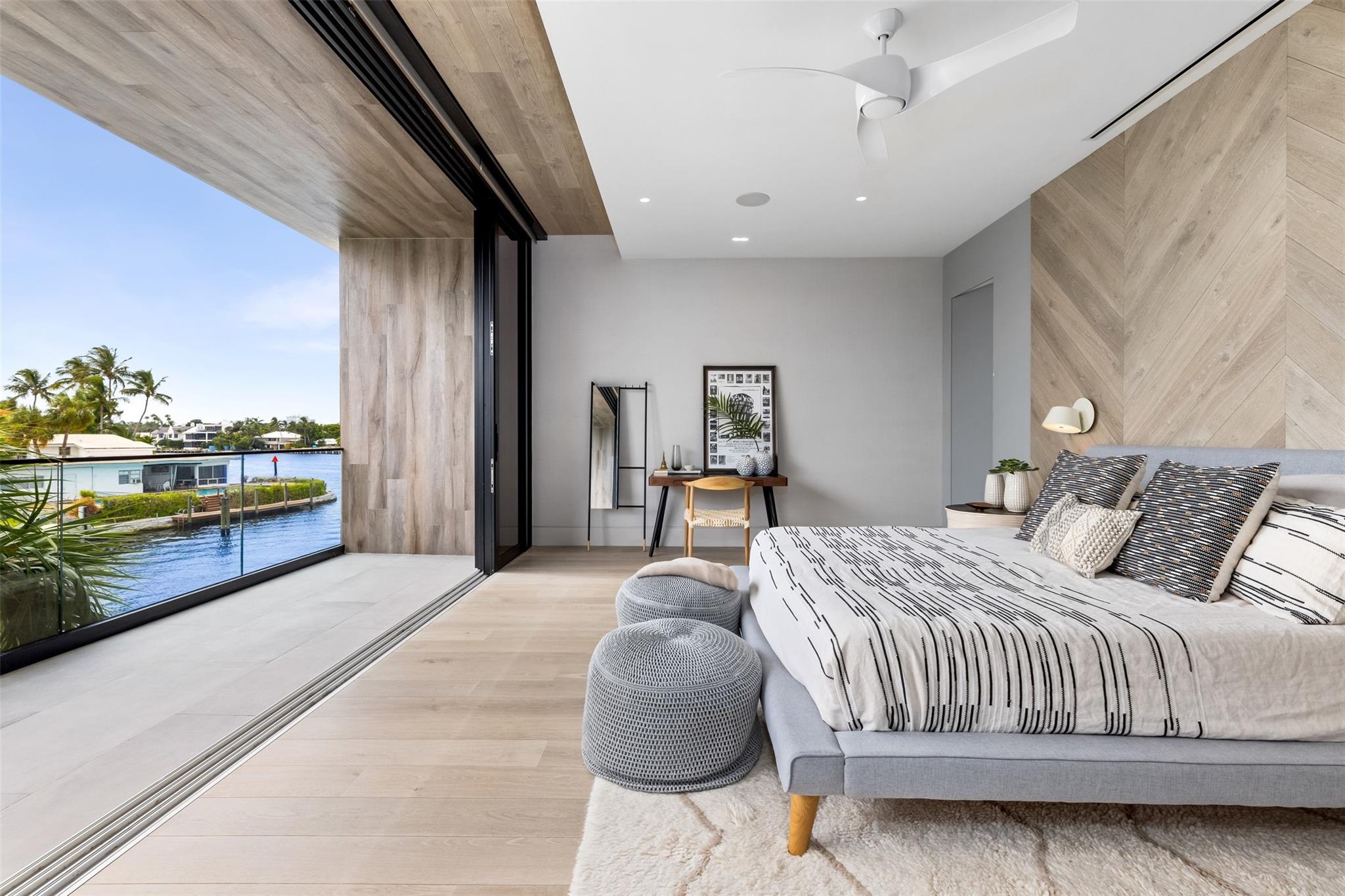 516 Mola Ave Fort Lauderdale, FL 33301