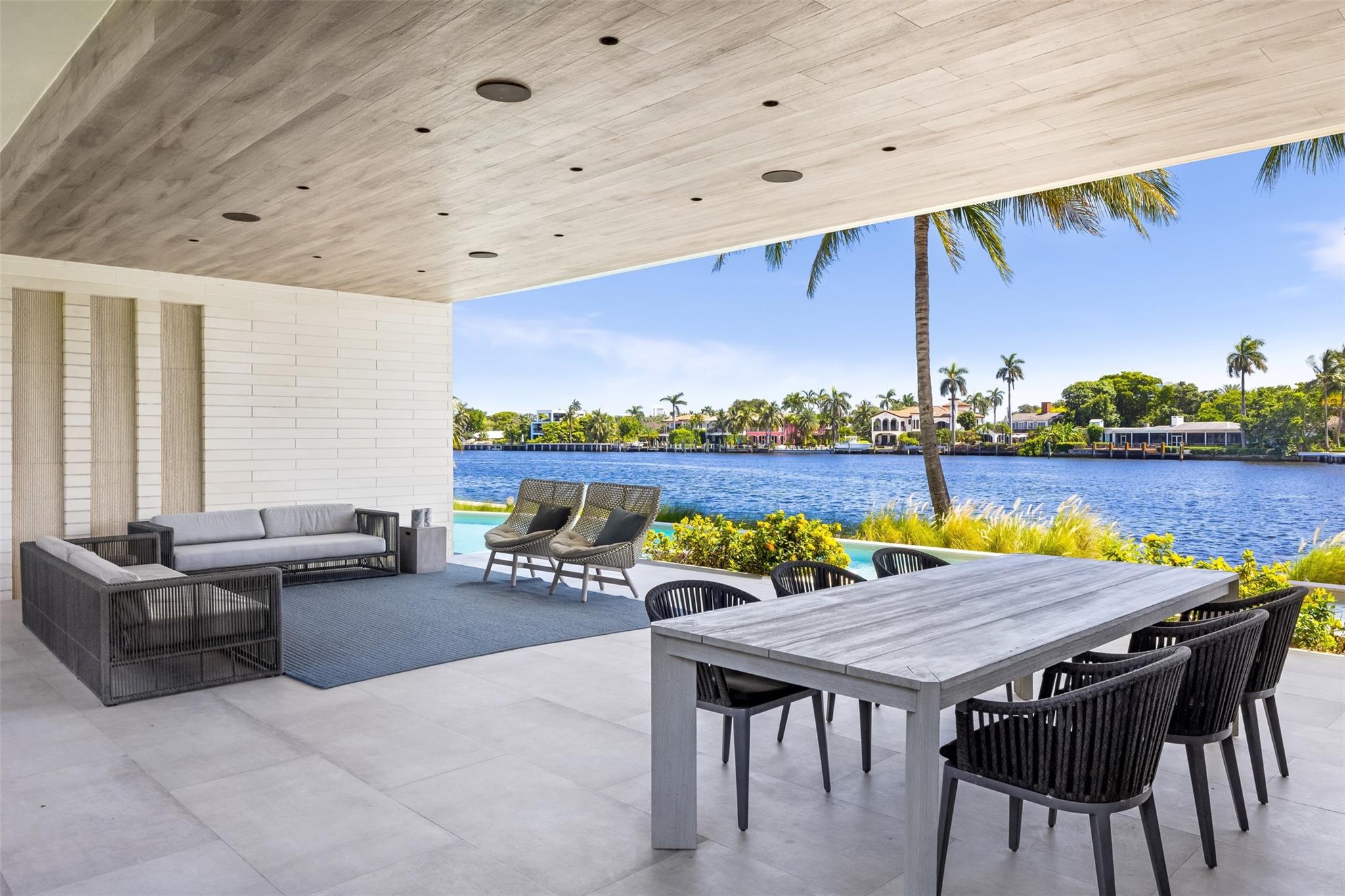 516 Mola Ave Fort Lauderdale, FL 33301