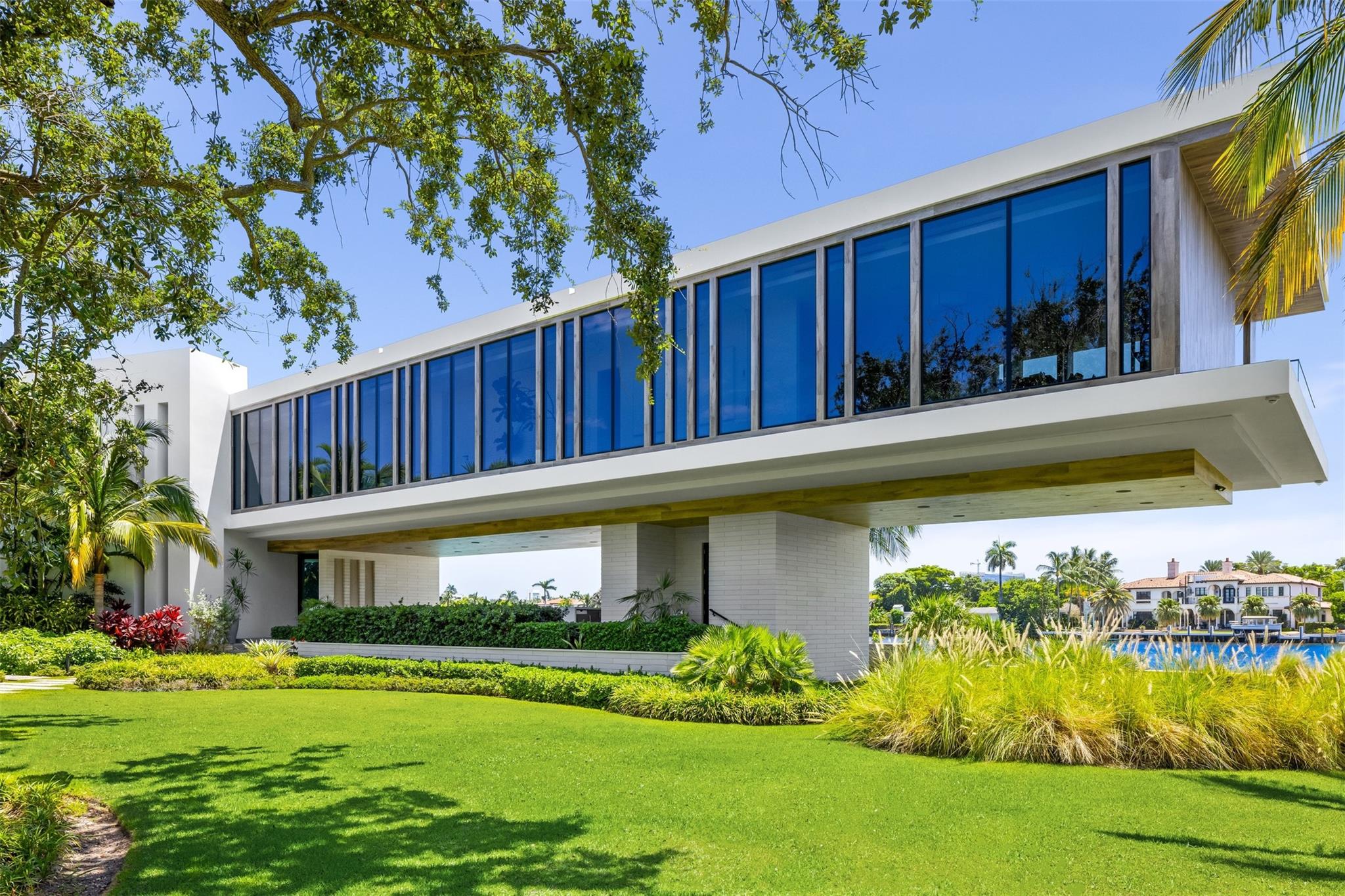 516 Mola Ave Fort Lauderdale, FL 33301