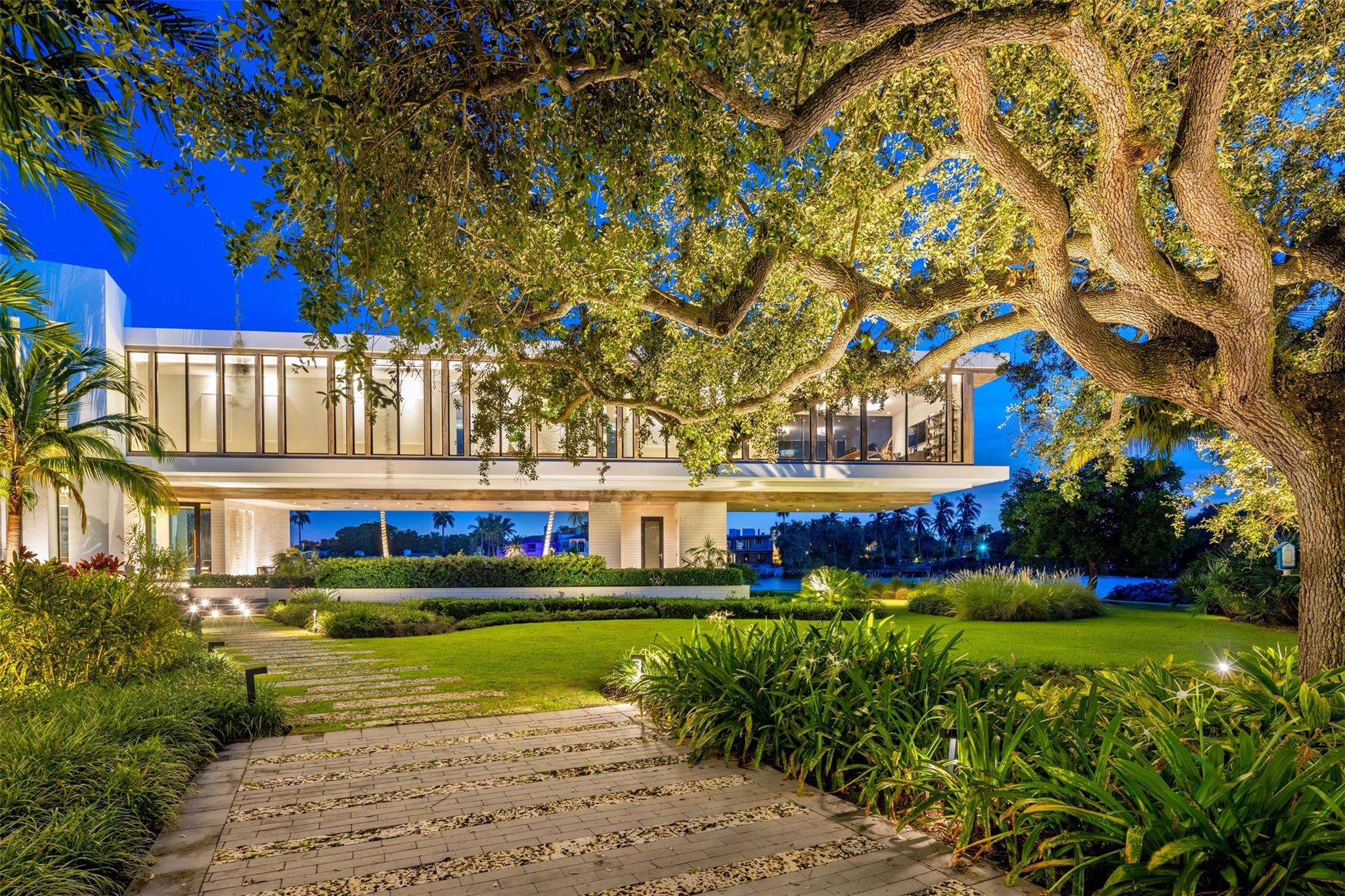 516 Mola Ave Fort Lauderdale, FL 33301