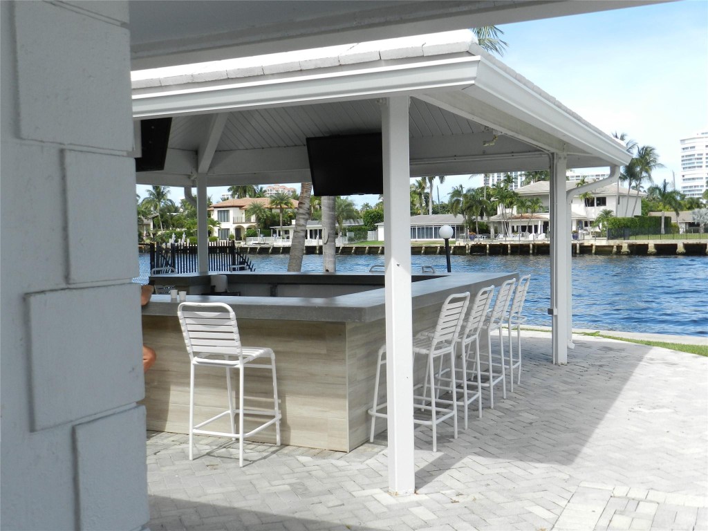 6307 Bay Clb Dr #2 Fort Lauderdale, FL 33308