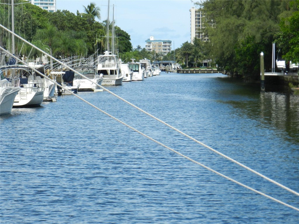 6307 Bay Clb Dr #2 Fort Lauderdale, FL 33308