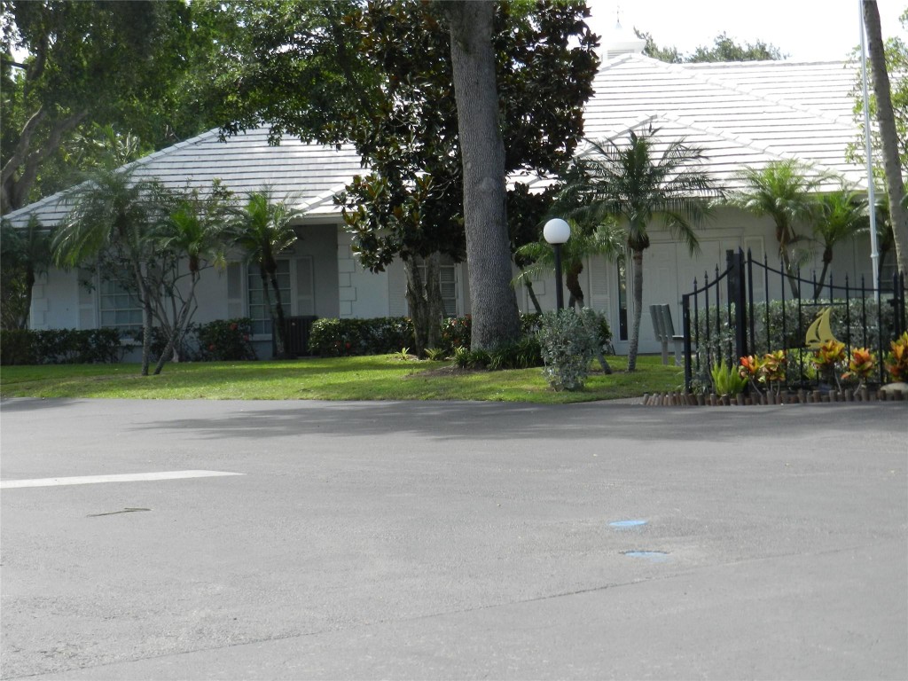 6307 Bay Clb Dr #2 Fort Lauderdale, FL 33308