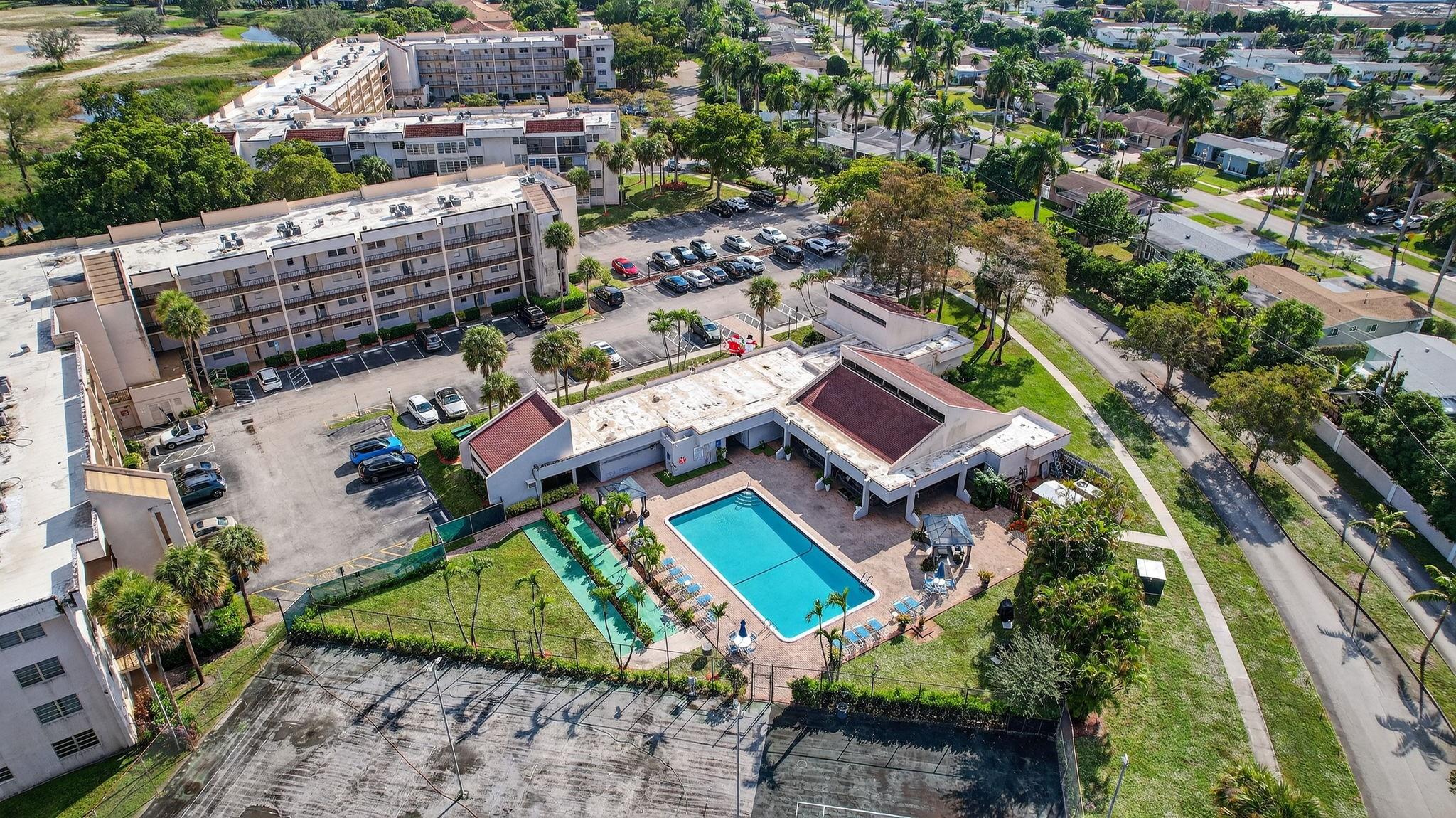 2571 Aragon Blvd #214