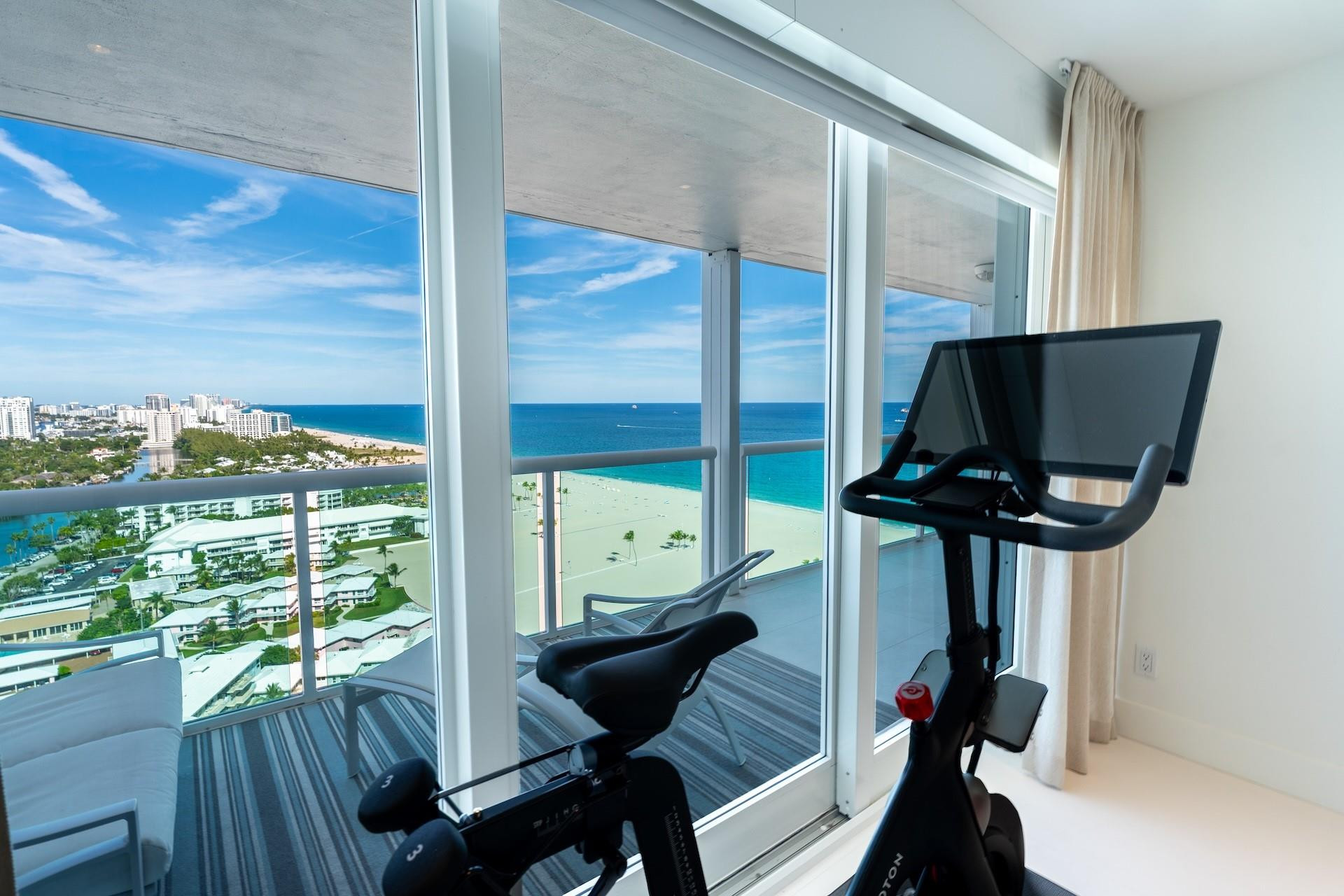 2100 S Ocean #2306 Fort Lauderdale, FL 33316