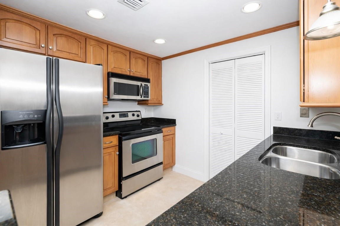 1524 SE 12th #1 Fort Lauderdale, FL 33316