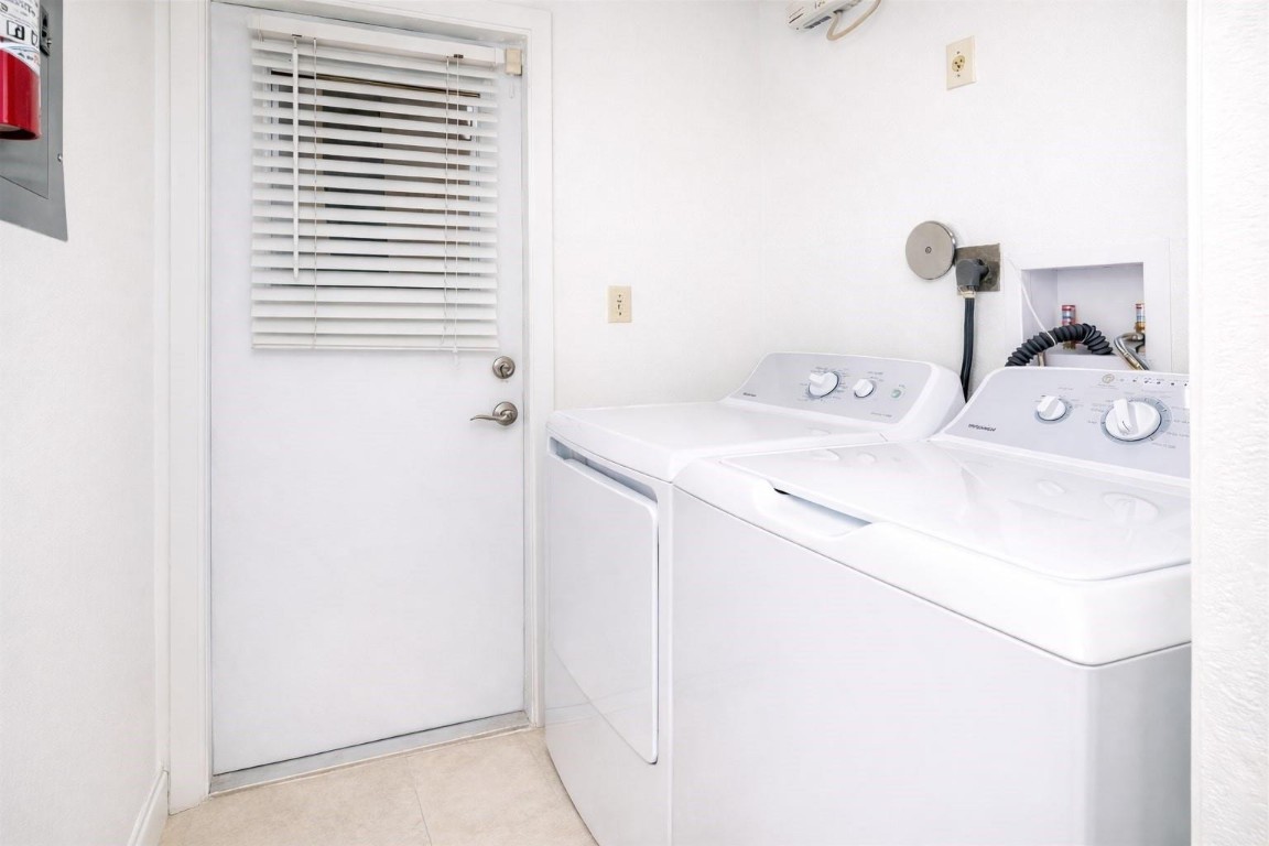 1524 SE 12th #1 Fort Lauderdale, FL 33316