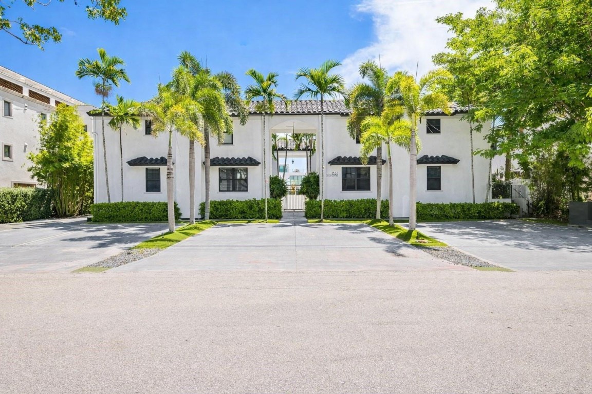 1524 SE 12th #1 Fort Lauderdale, FL 33316