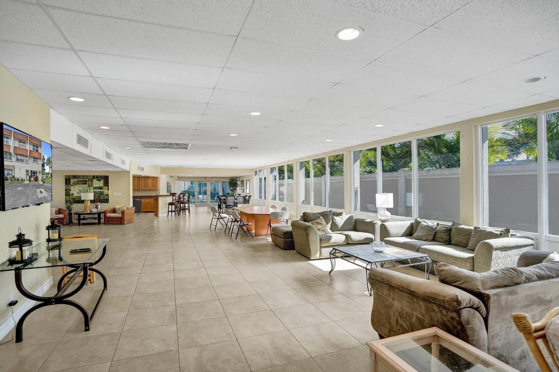 5555 N Ocean #86 Fort Lauderdale, FL 33308