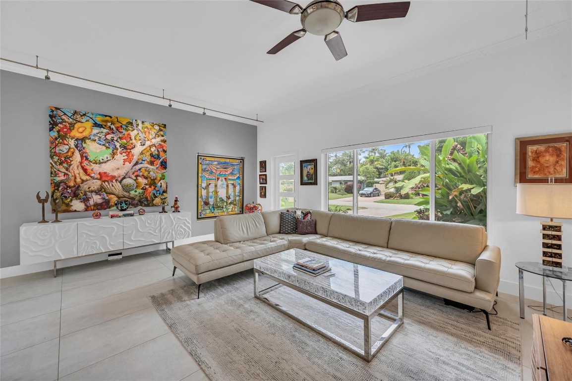 1722 NE 27th Wilton Manors, FL 33334