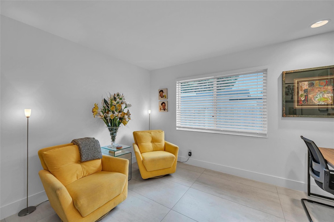 1722 NE 27th Wilton Manors, FL 33334