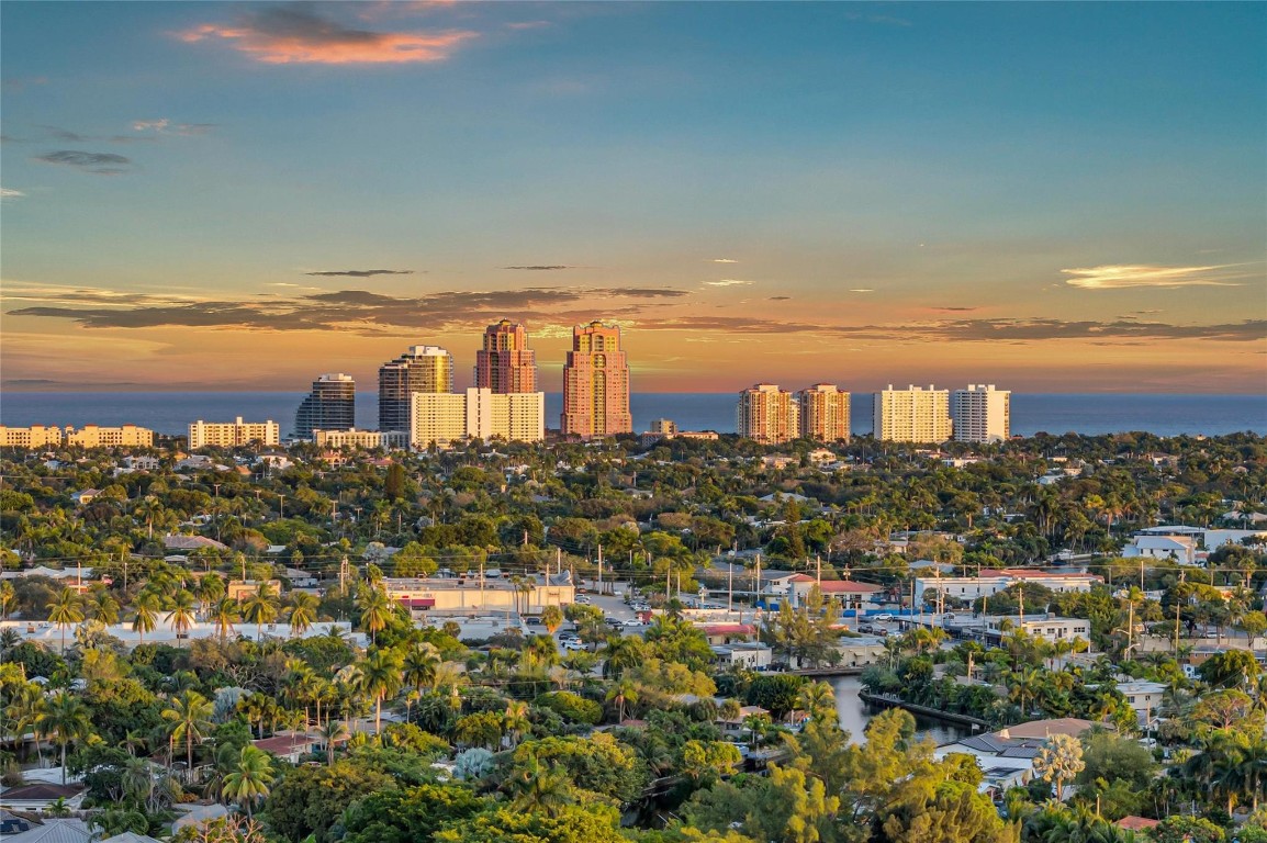 1722 NE 27th Wilton Manors, FL 33334