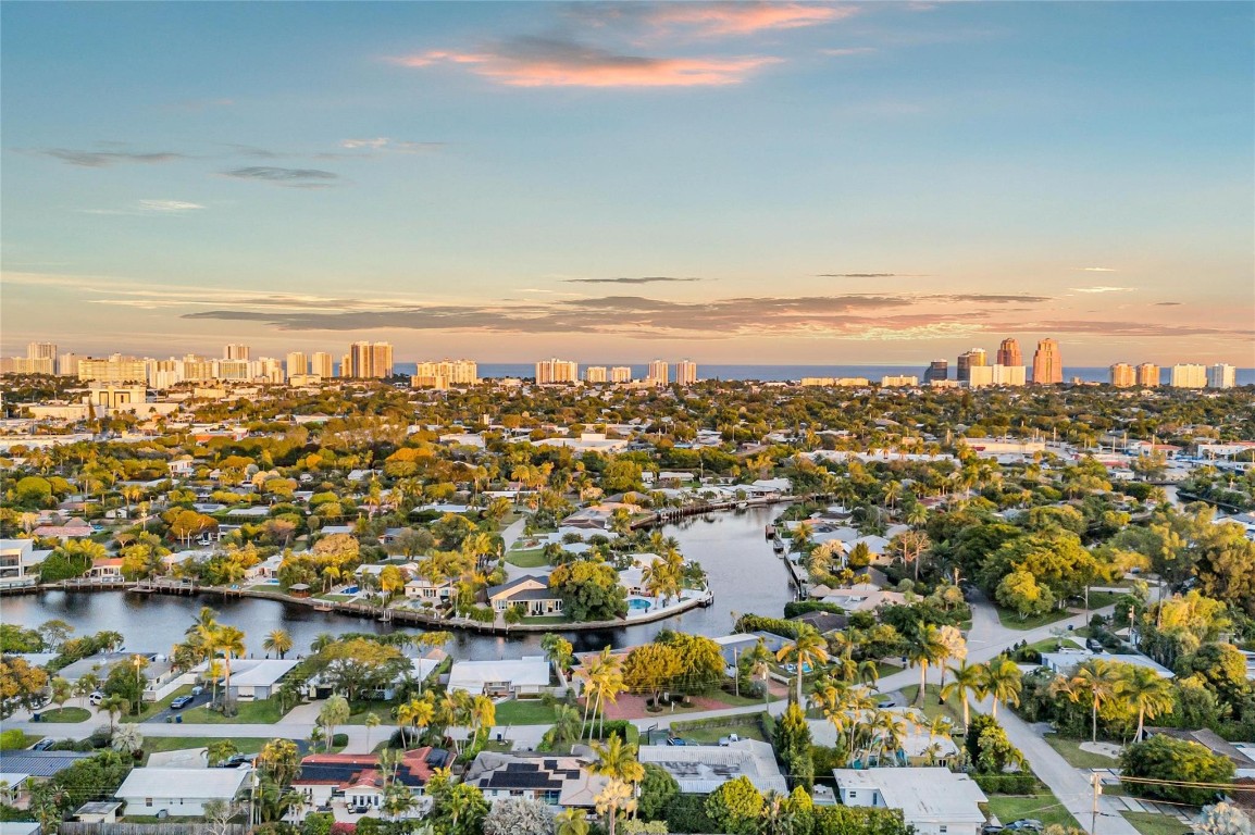 1722 NE 27th Wilton Manors, FL 33334