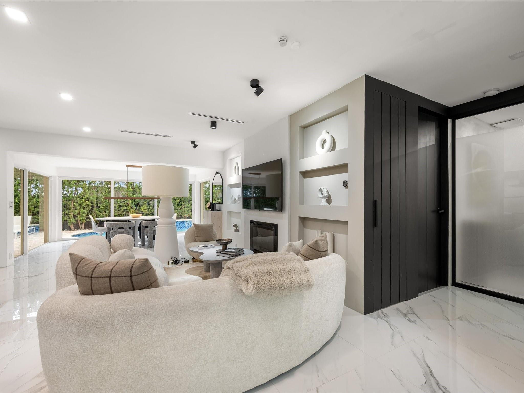 2711 NE 19th Fort Lauderdale, FL 33305