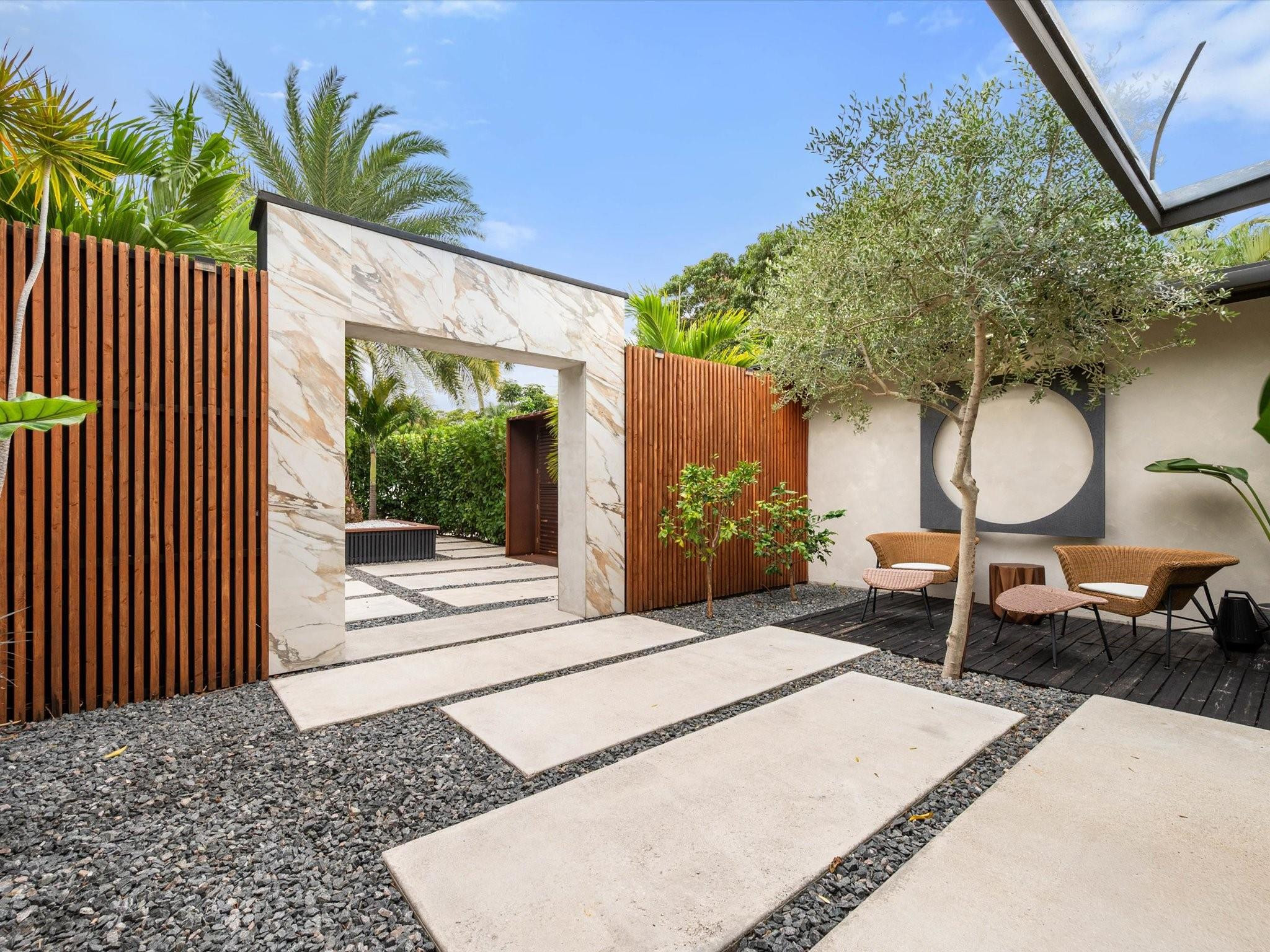 2711 NE 19th Fort Lauderdale, FL 33305