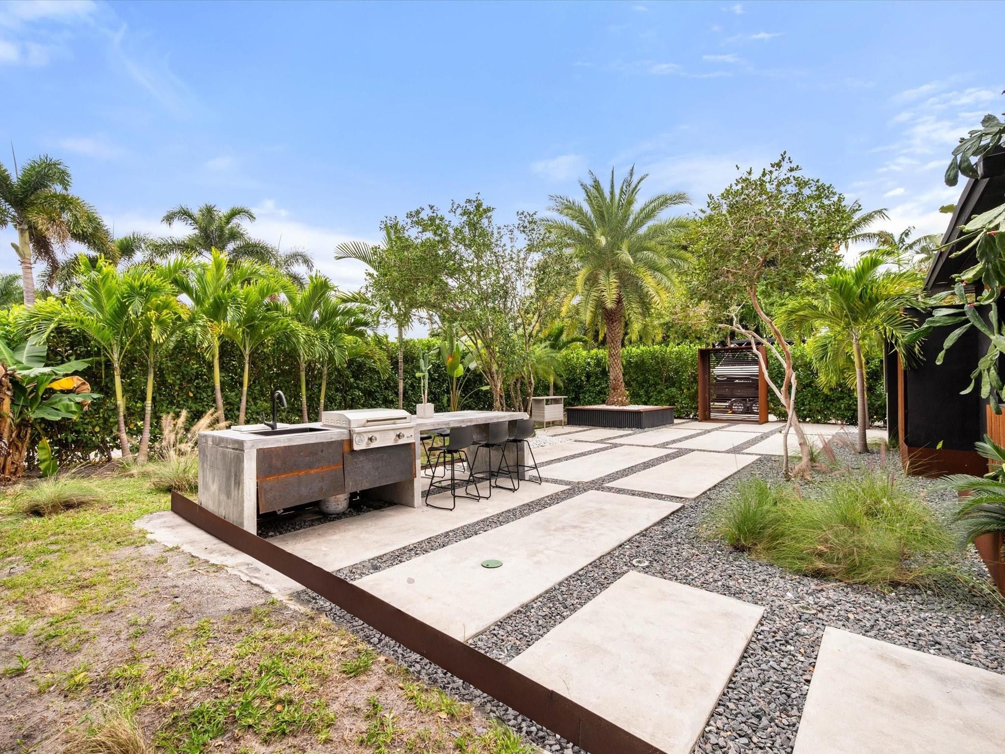 2711 NE 19th Fort Lauderdale, FL 33305