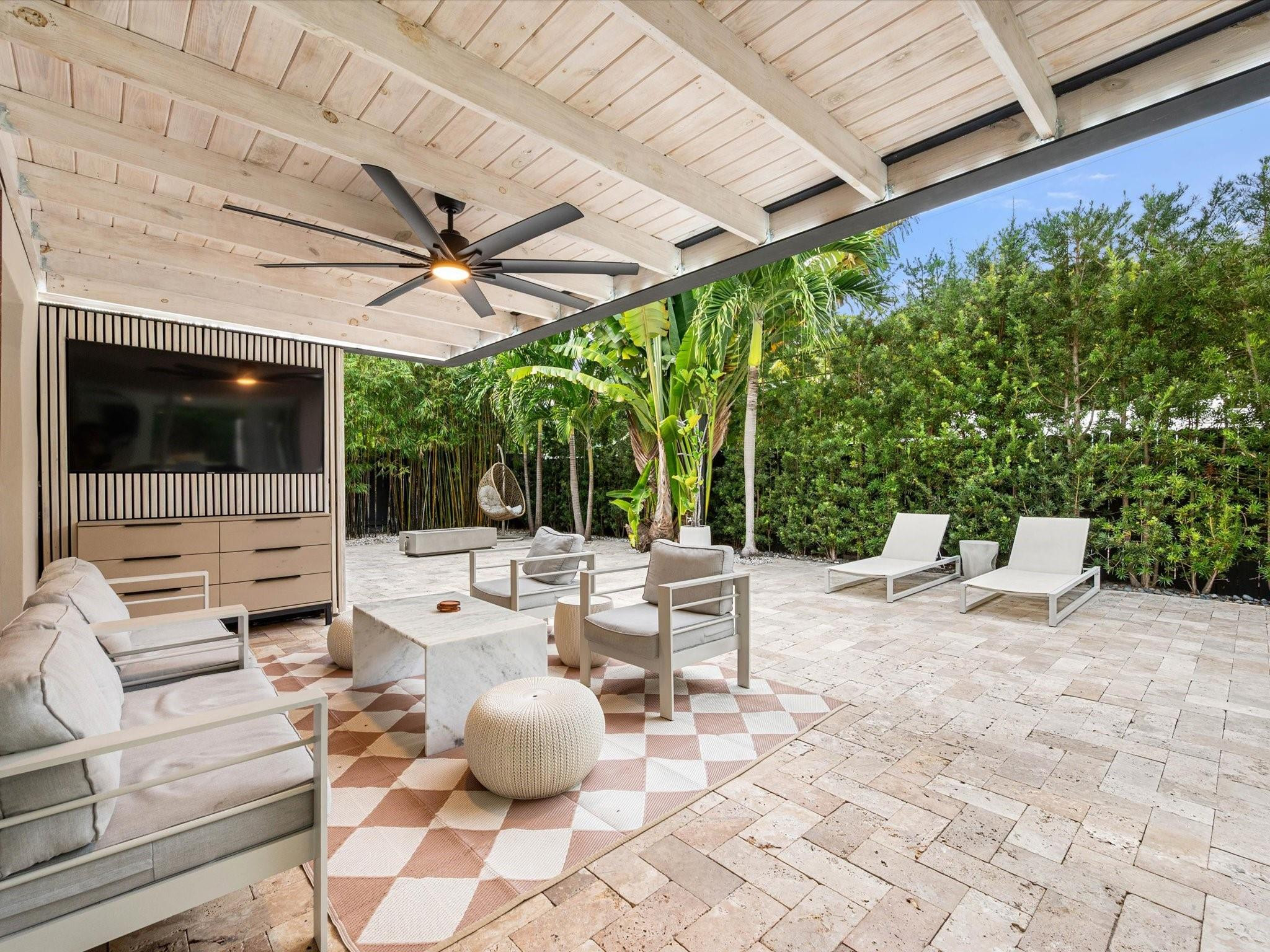 2711 NE 19th Fort Lauderdale, FL 33305