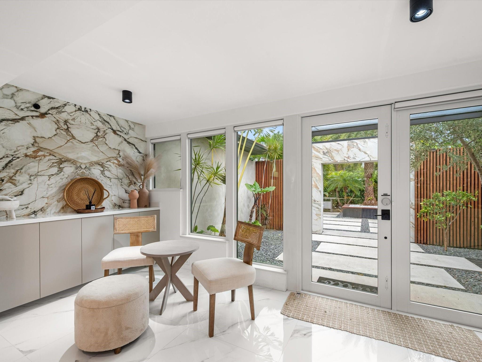 2711 NE 19th Fort Lauderdale, FL 33305