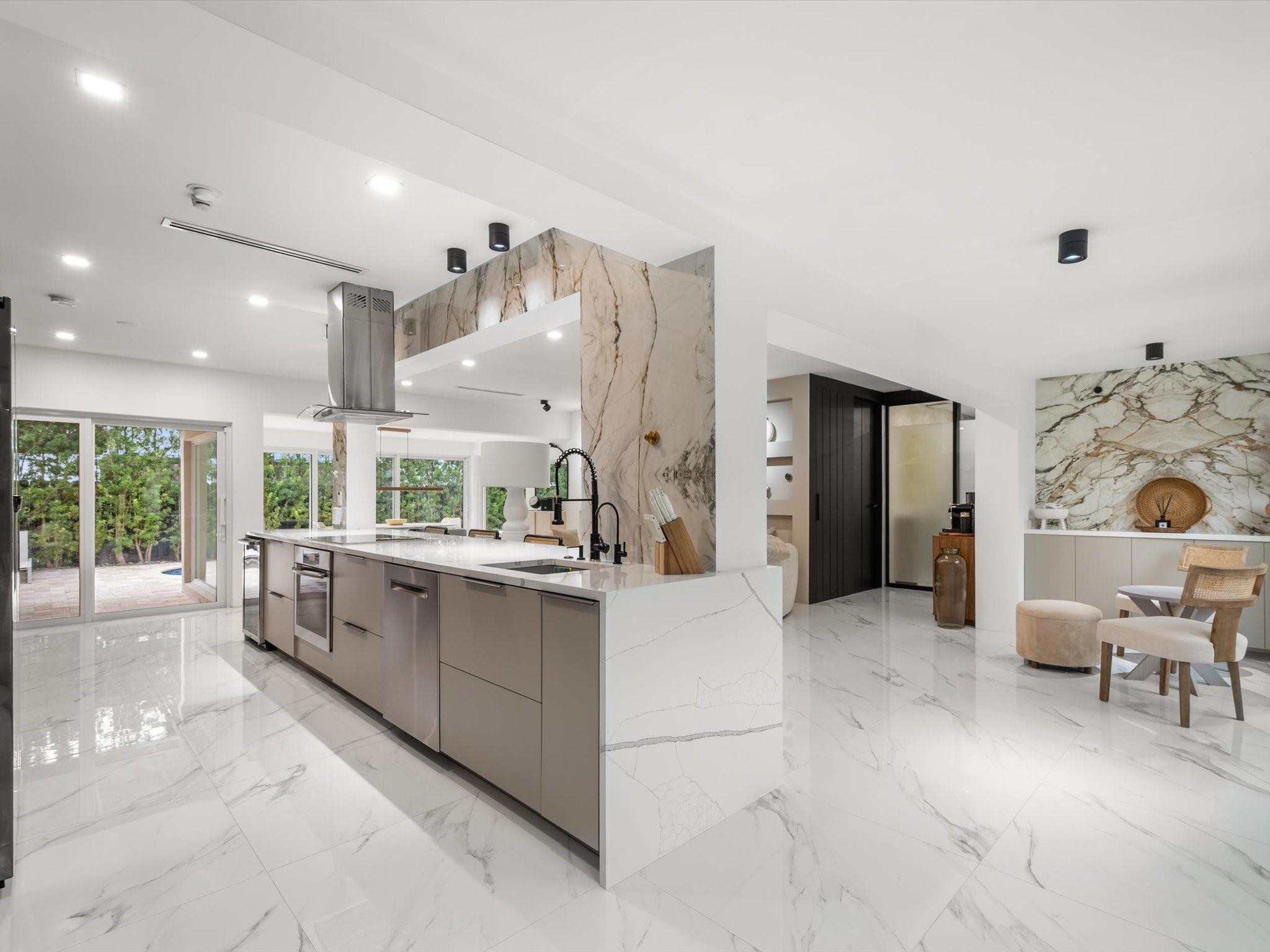 2711 NE 19th Fort Lauderdale, FL 33305