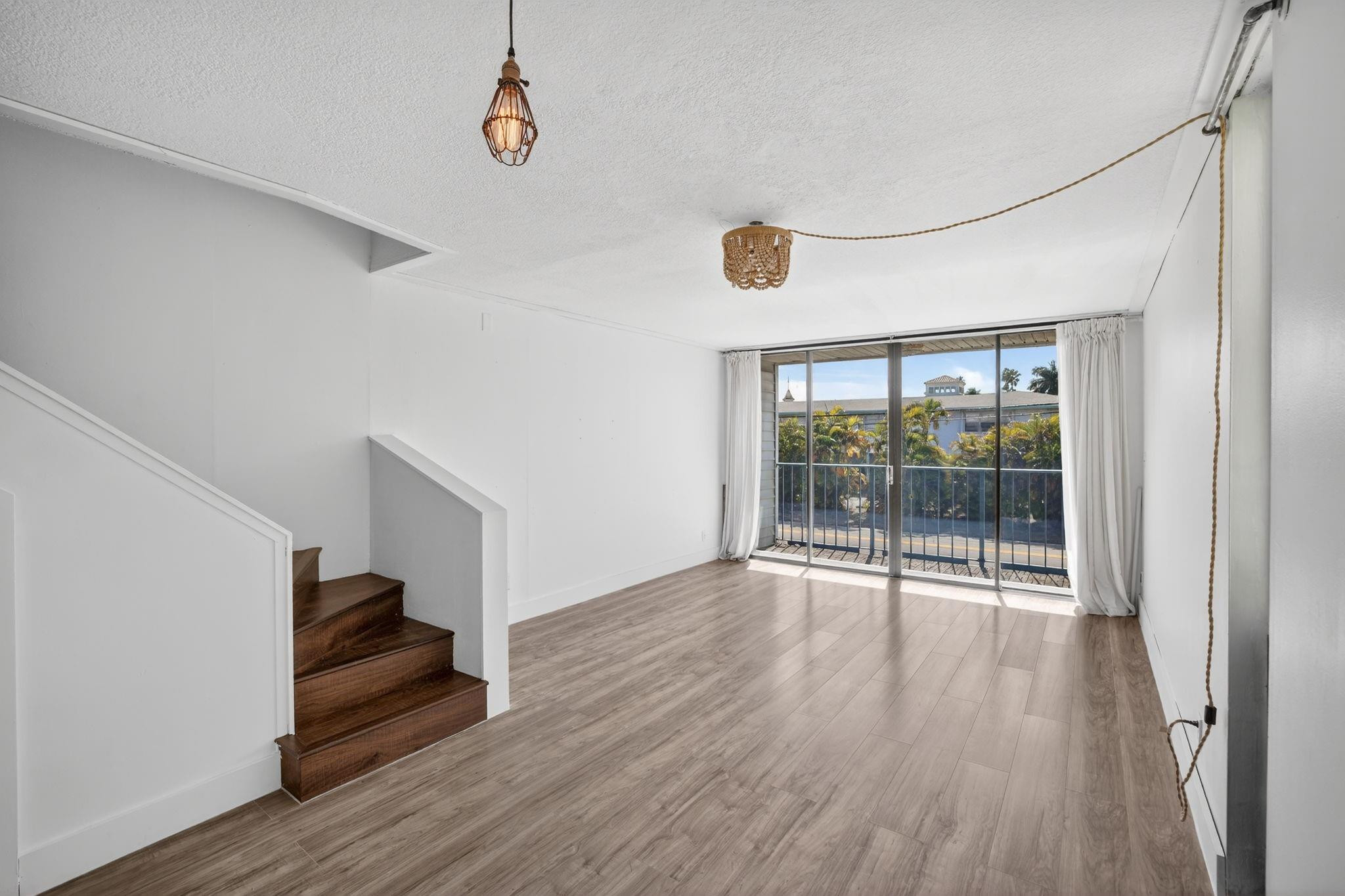 1531 SE 15th #8 Fort Lauderdale, FL 33316