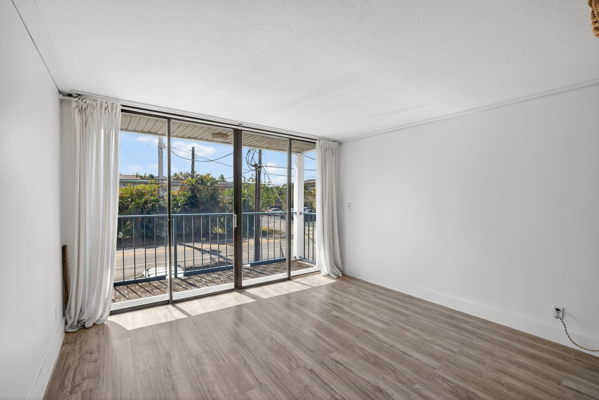 1531 SE 15th #8 Fort Lauderdale, FL 33316