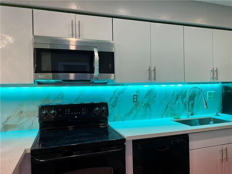 3947 Coral Spgs #22 Coral Springs, FL 33065