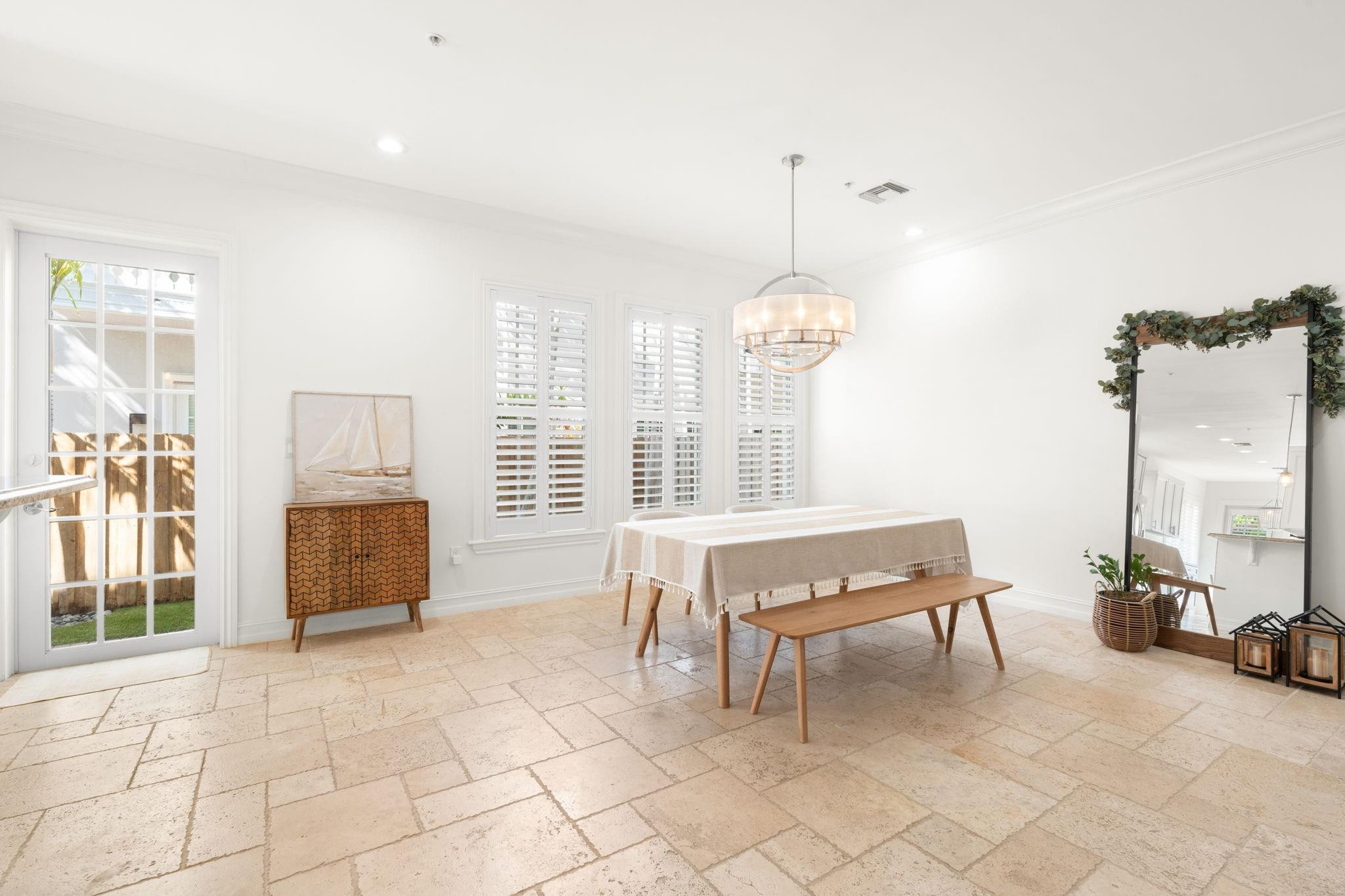 2614 NE 14th Fort Lauderdale, FL 33304