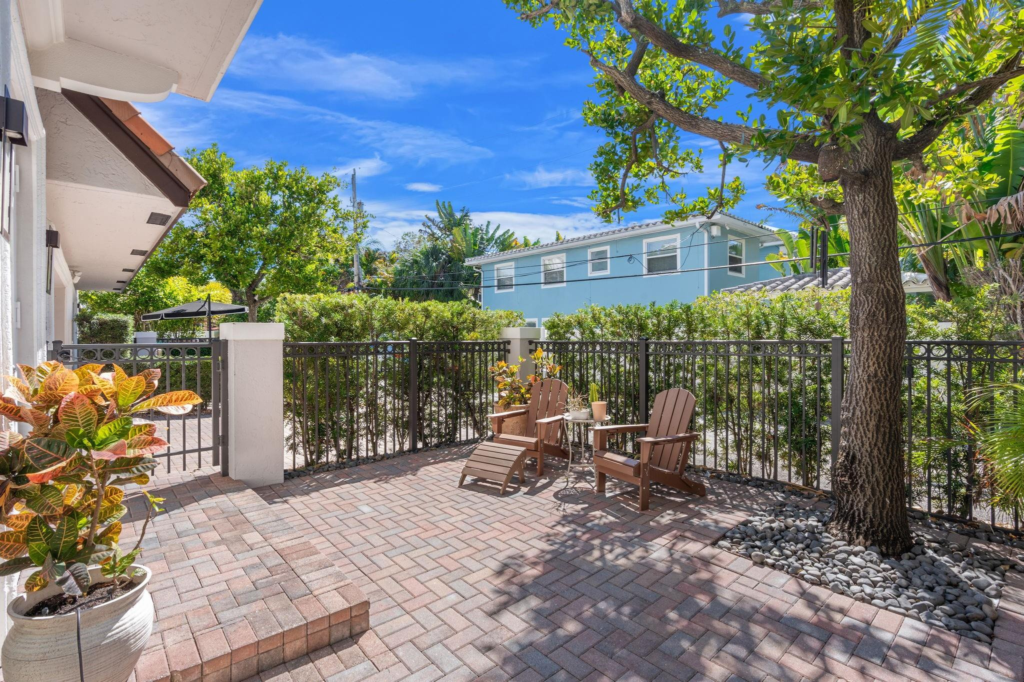 2614 NE 14th Fort Lauderdale, FL 33304