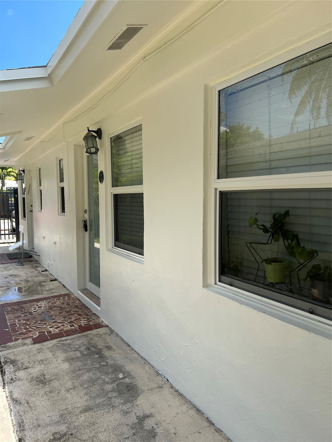 1325 NE 5th #2 Fort Lauderdale, FL 33304
