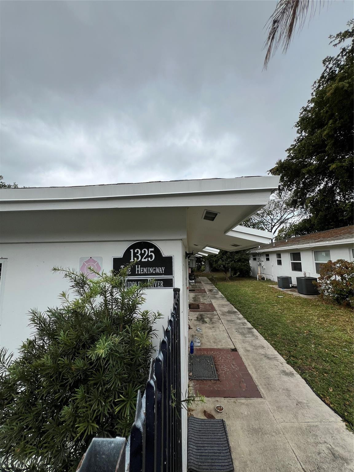 1325 NE 5th #2 Fort Lauderdale, FL 33304