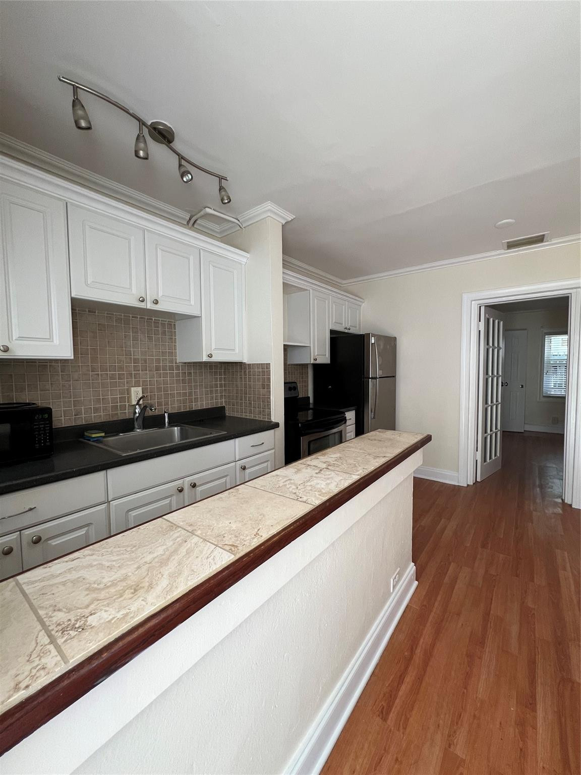 1325 NE 5th #2 Fort Lauderdale, FL 33304