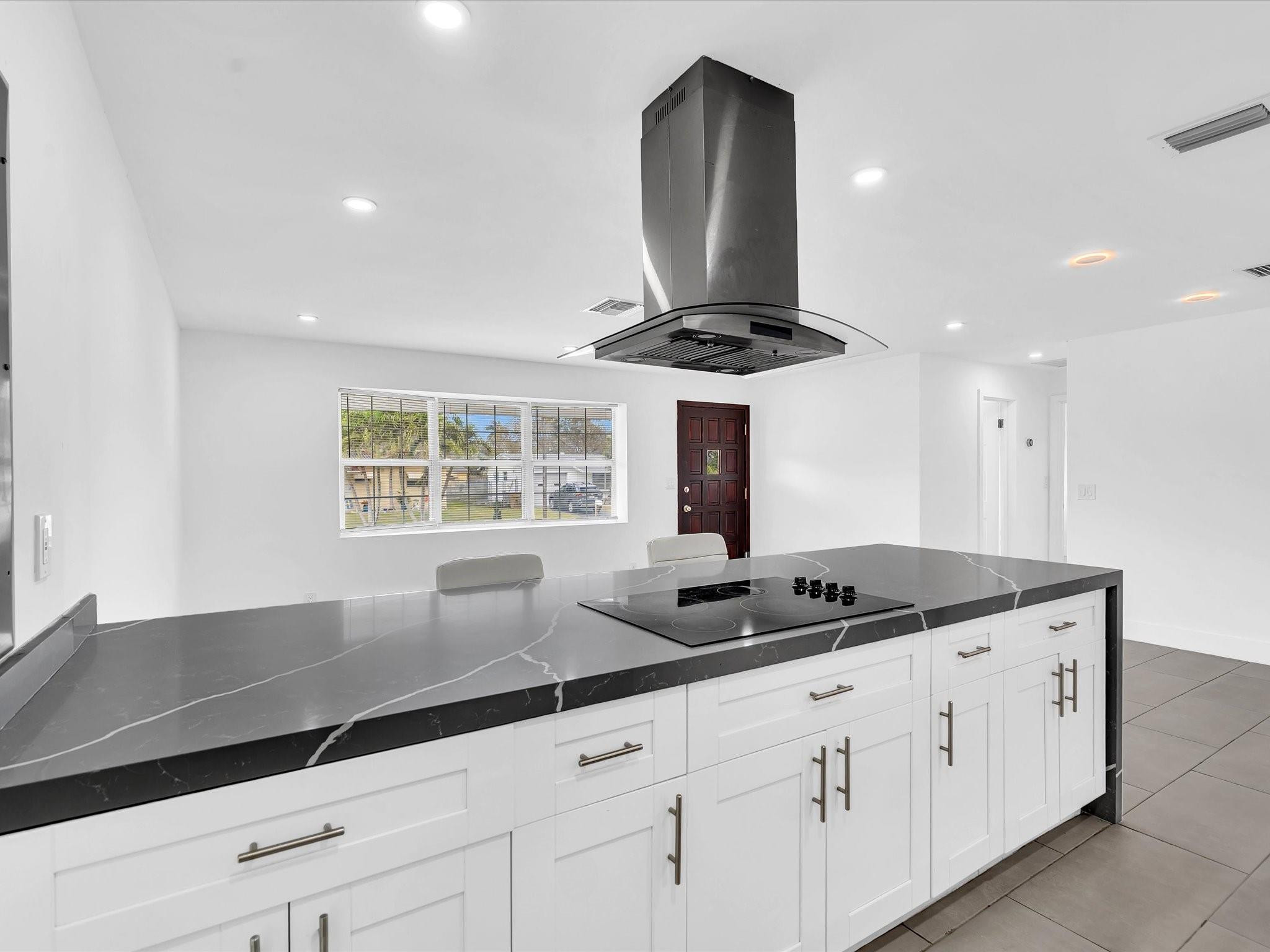 5710 SW 54th Davie, FL 33314