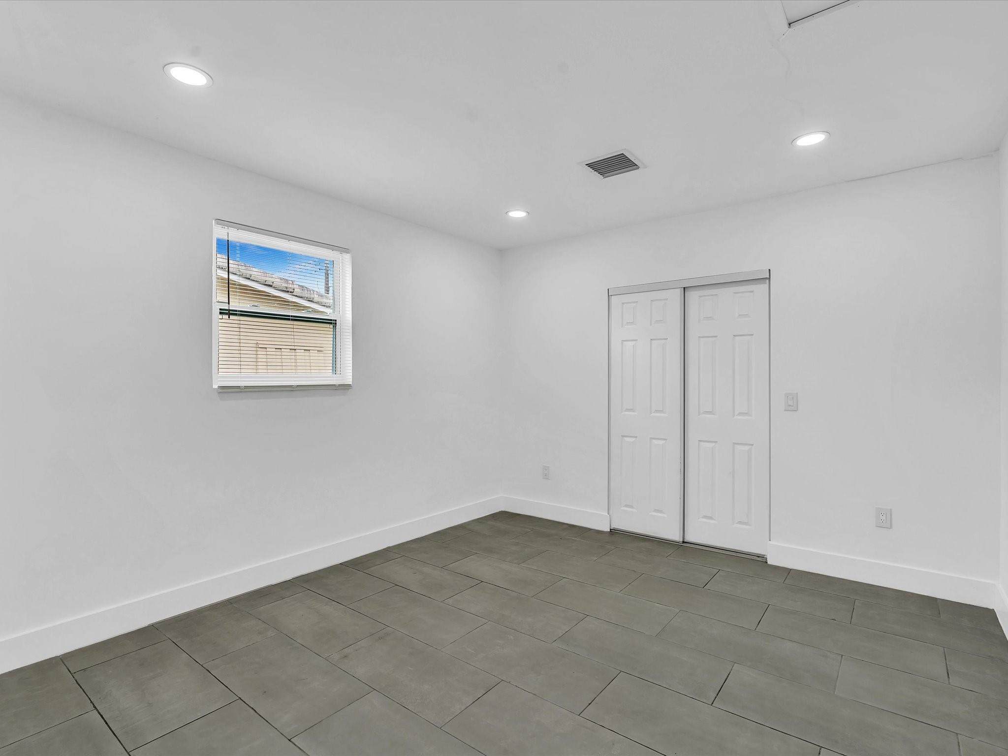 5710 SW 54th Davie, FL 33314