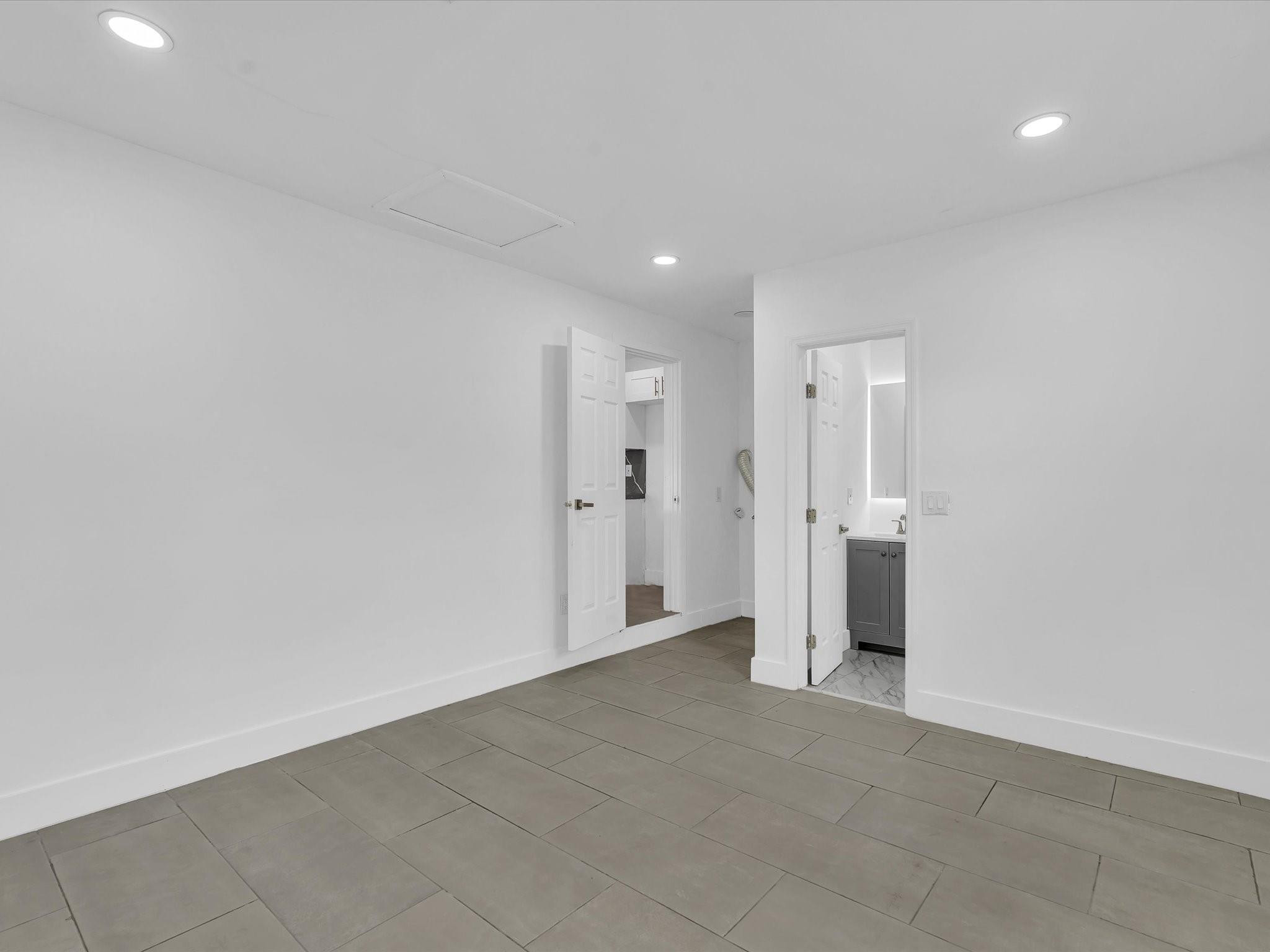 5710 SW 54th Davie, FL 33314