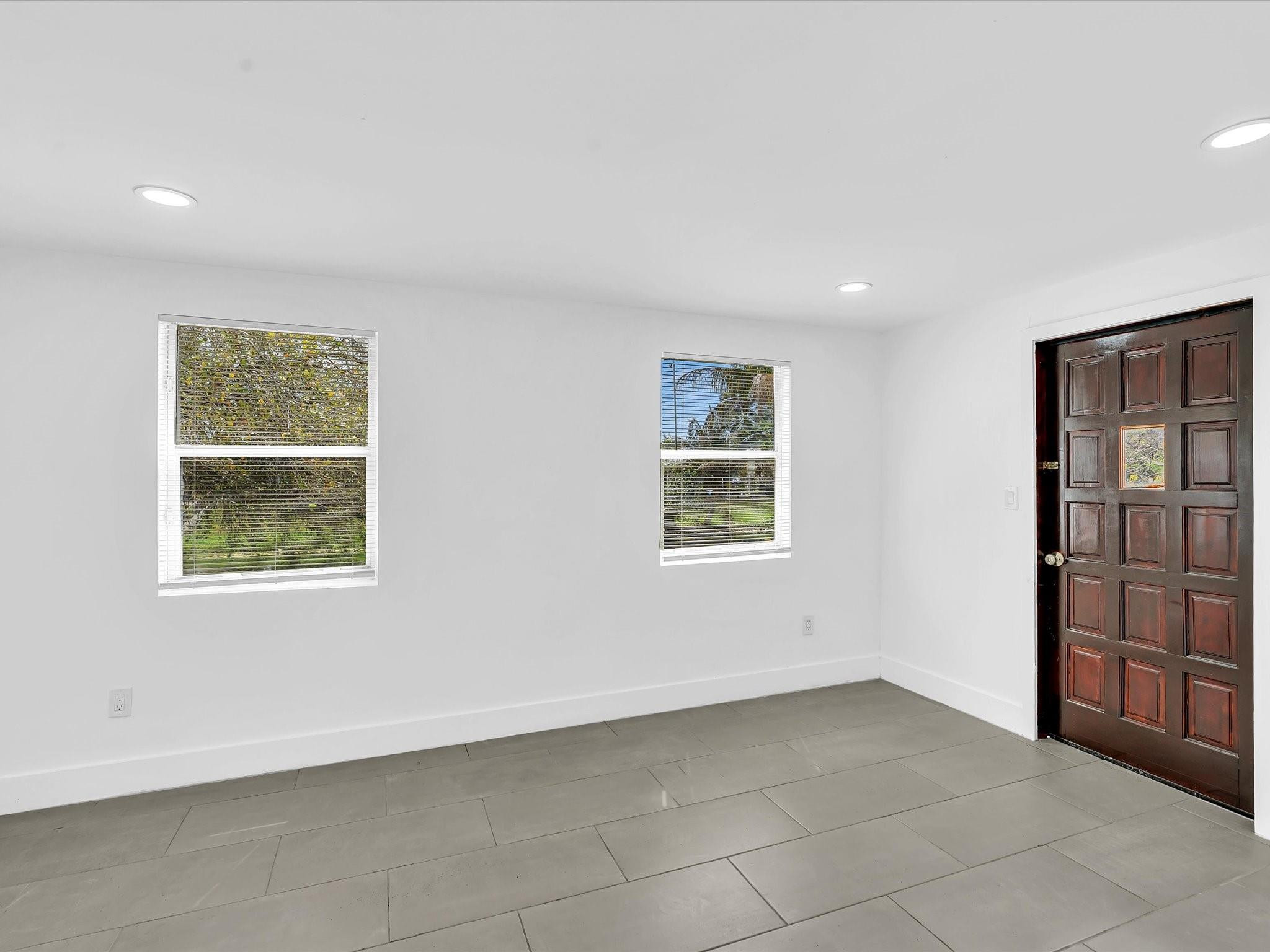 5710 SW 54th Davie, FL 33314