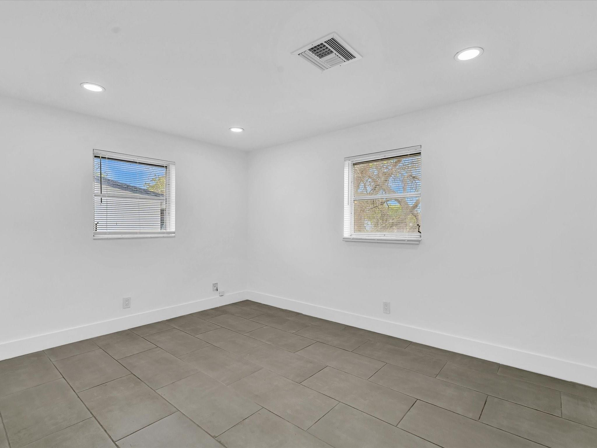 5710 SW 54th Davie, FL 33314