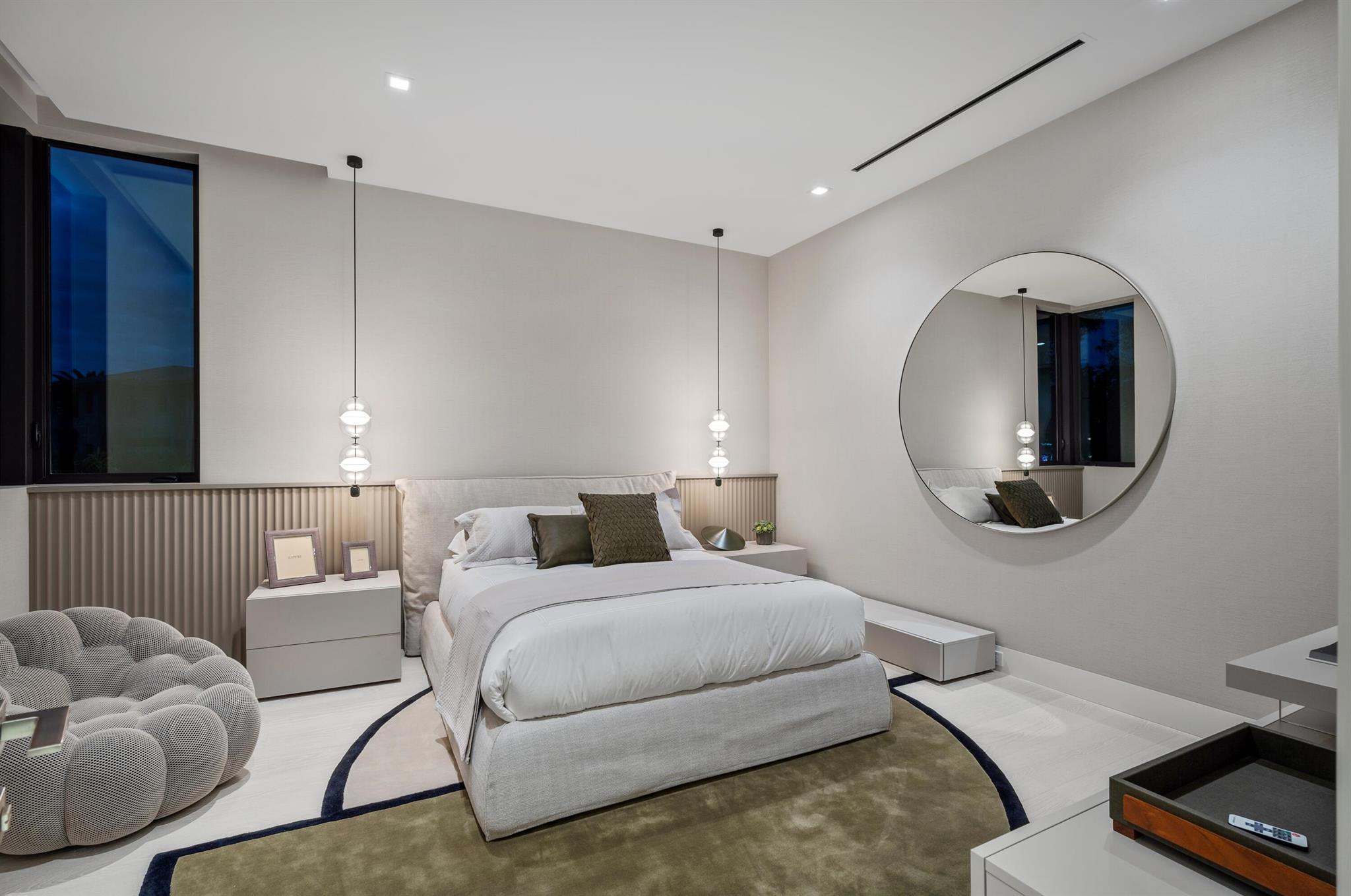 829 Orchid Dr Boca Raton, FL 33432