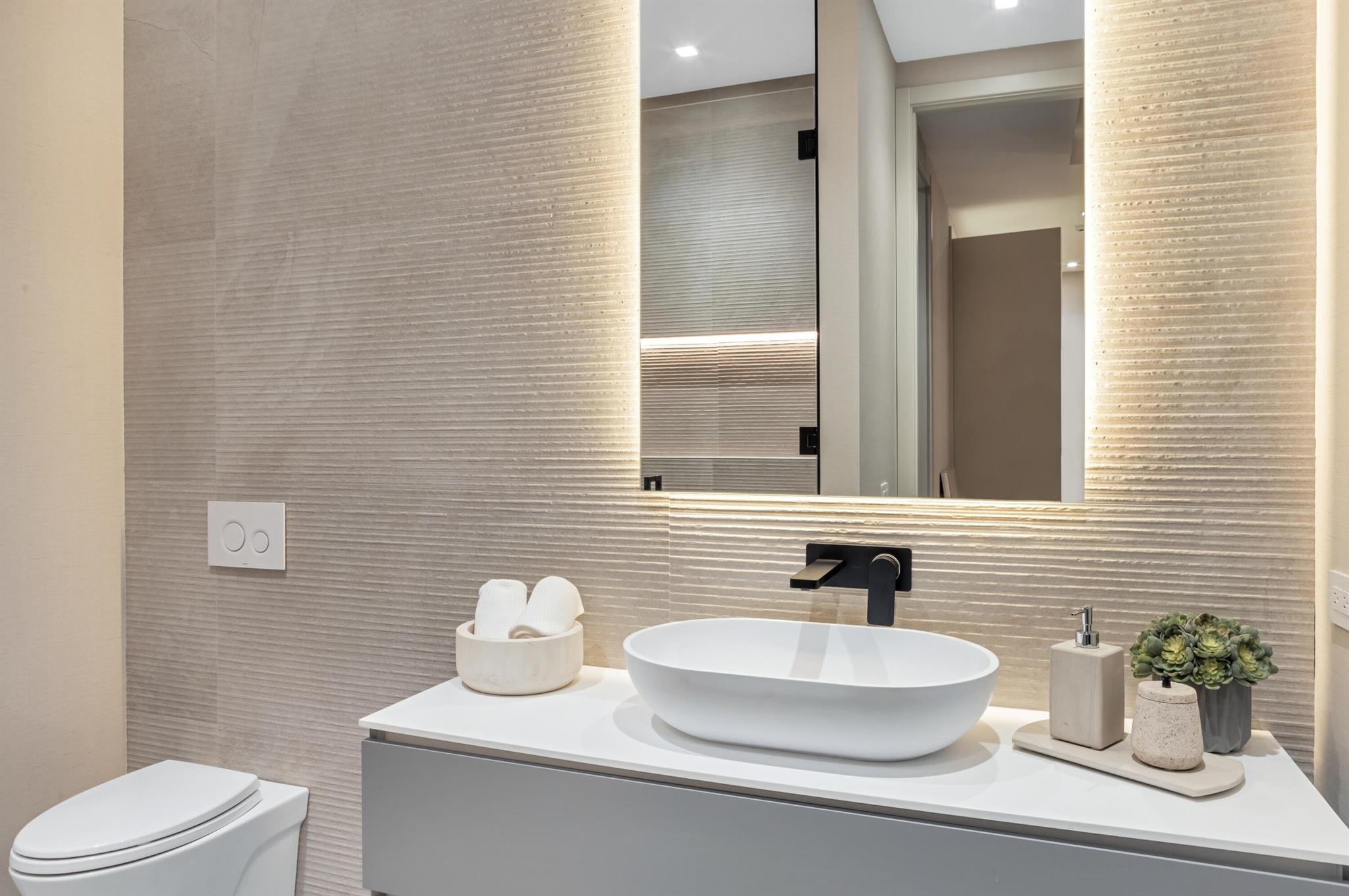 829 Orchid Dr Boca Raton, FL 33432