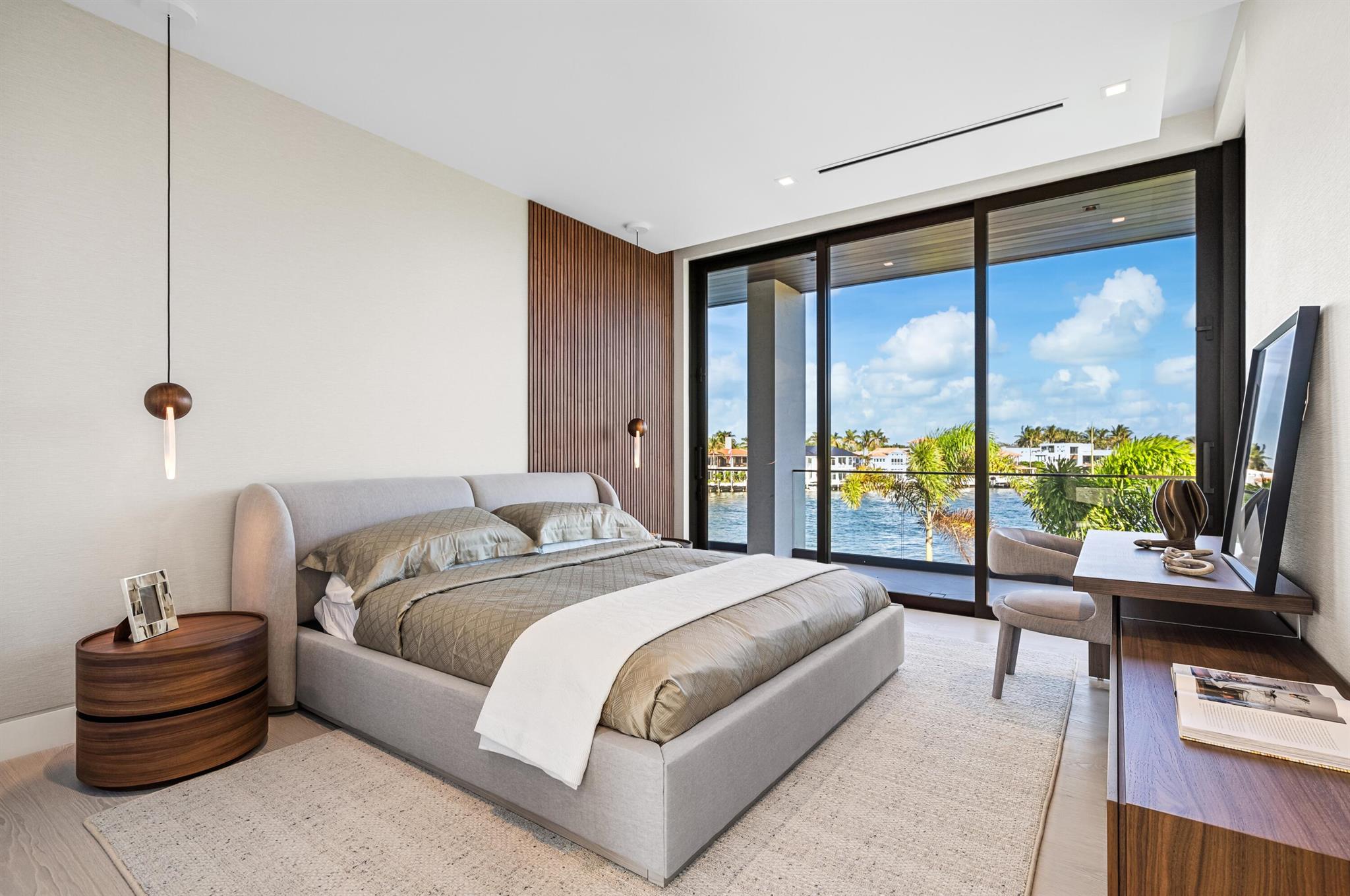 829 Orchid Dr Boca Raton, FL 33432