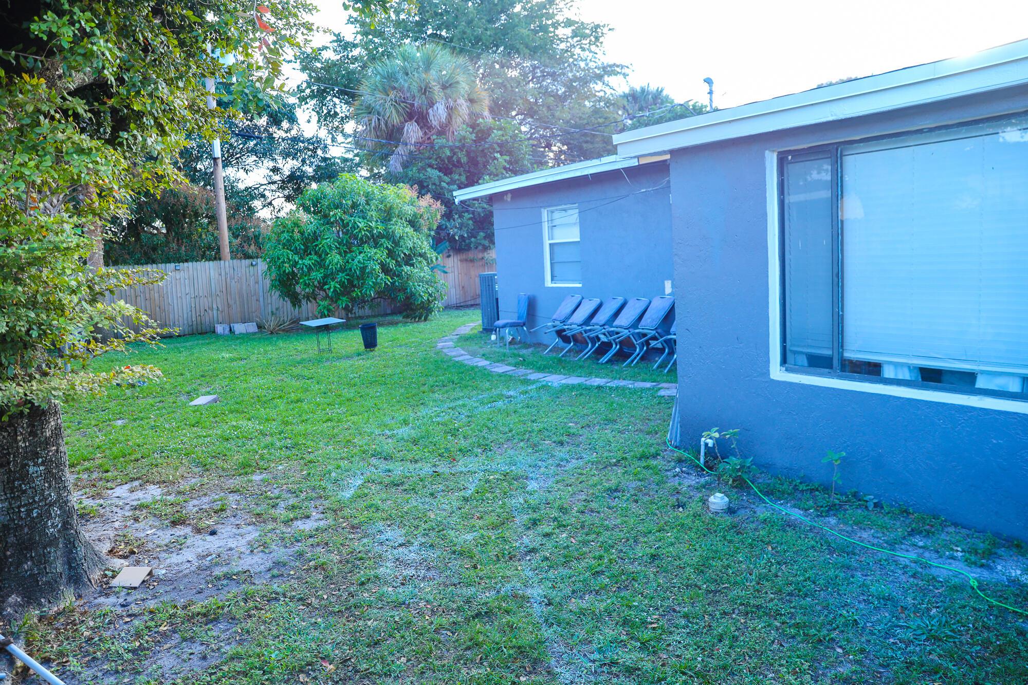 3420 NW 5th Ct,Lauderhill, FL 33311