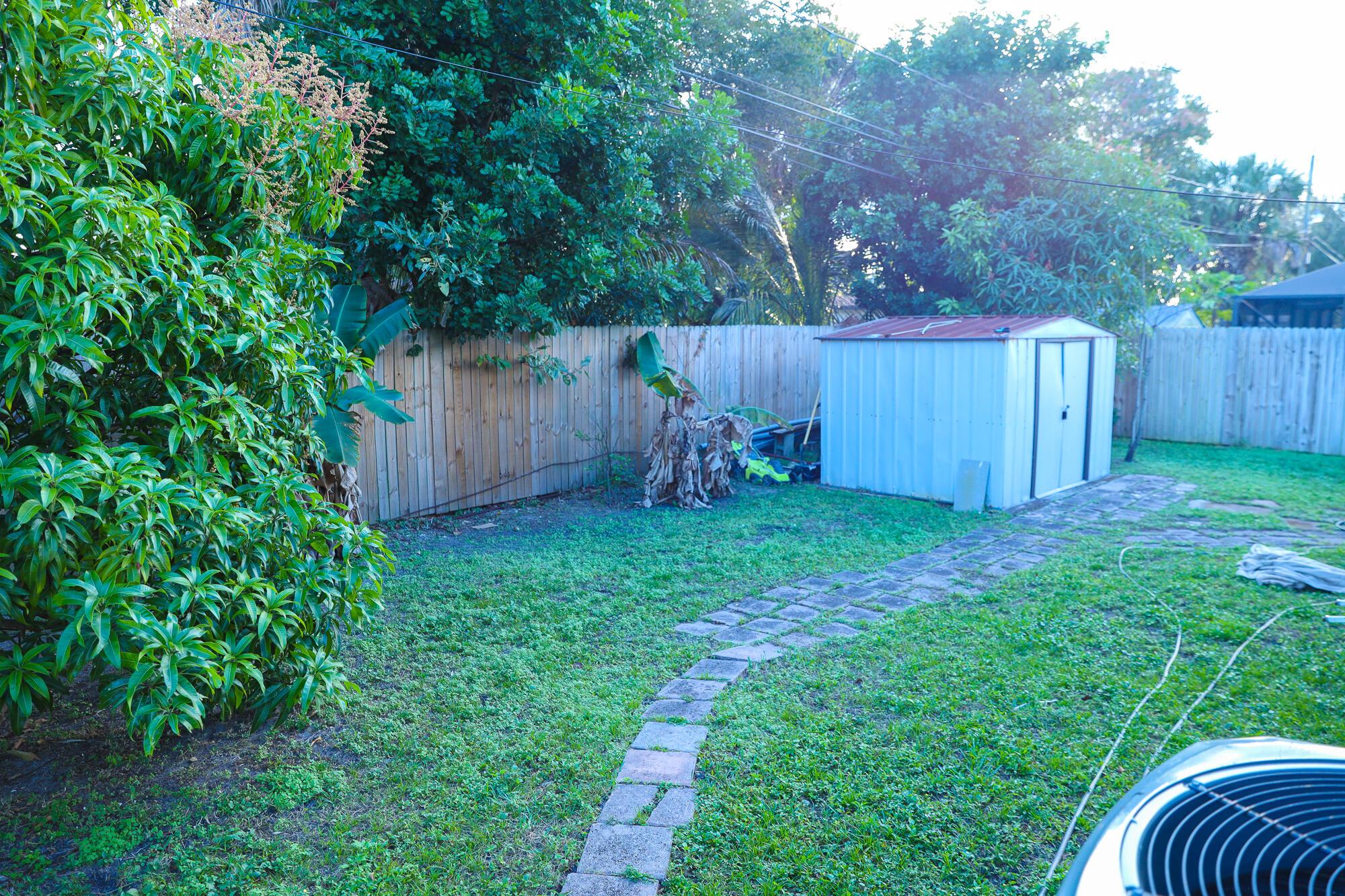 3420 NW 5th Ct,Lauderhill, FL 33311