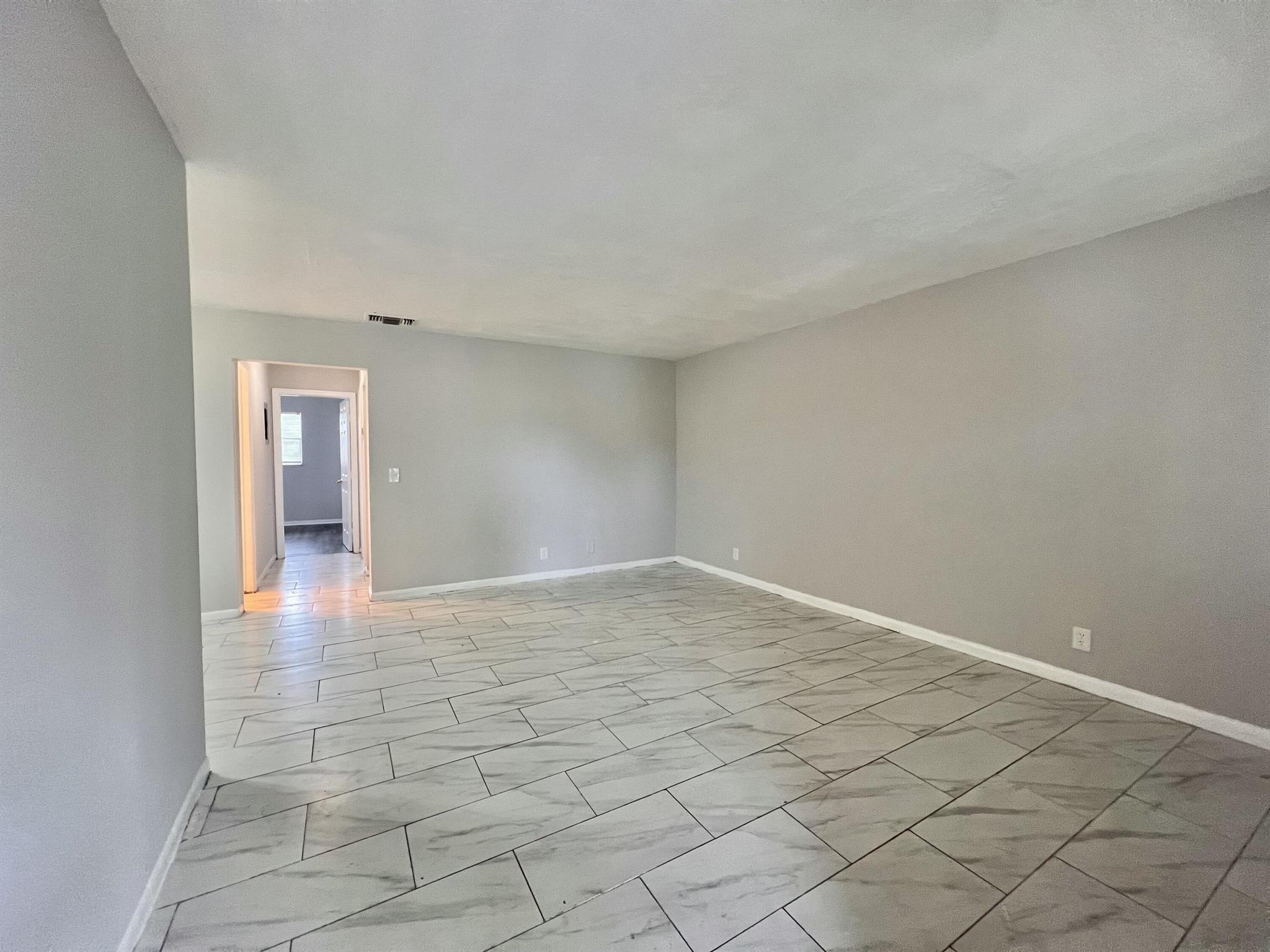 645 SW 20th Ct #8