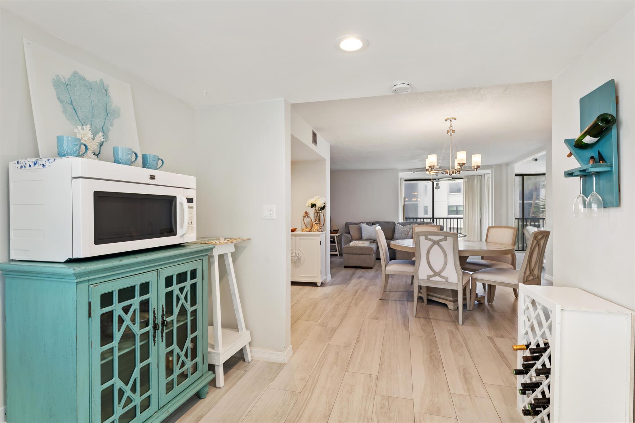 19800 Sandpointe Bay Dr #407 Tequesta, FL 33469