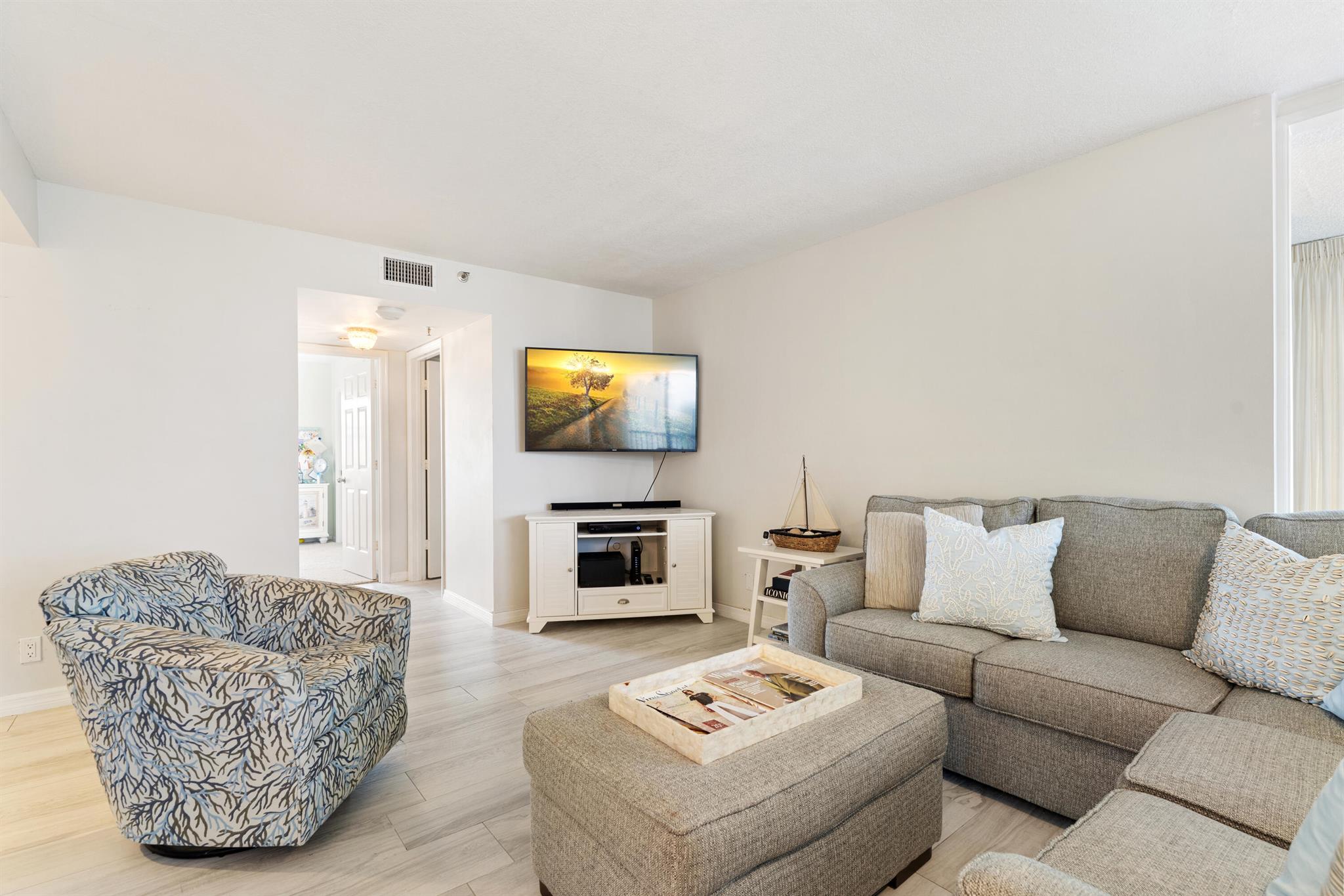 19800 Sandpointe Bay Dr #407 Tequesta, FL 33469