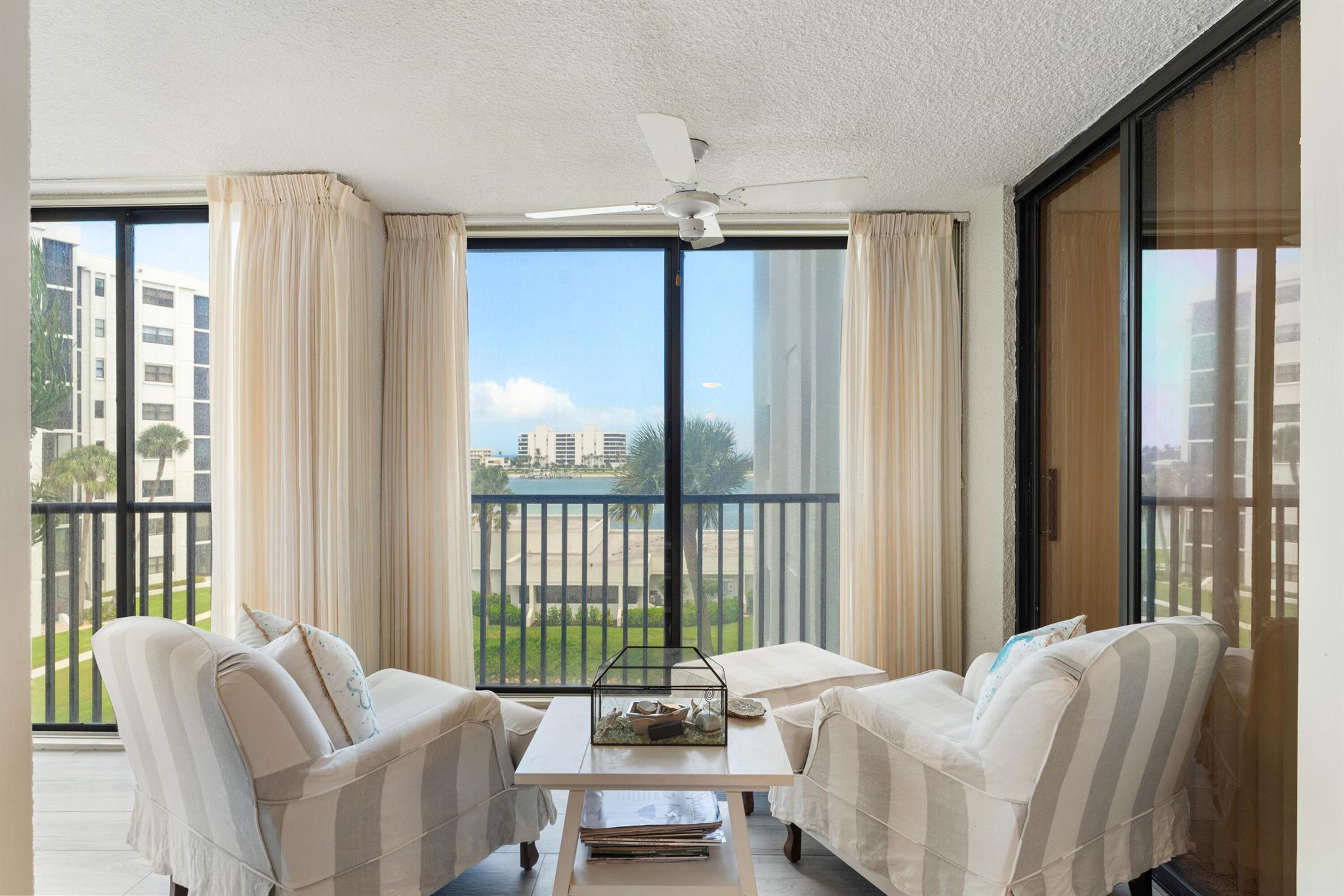 19800 Sandpointe Bay Dr #407 Tequesta, FL 33469